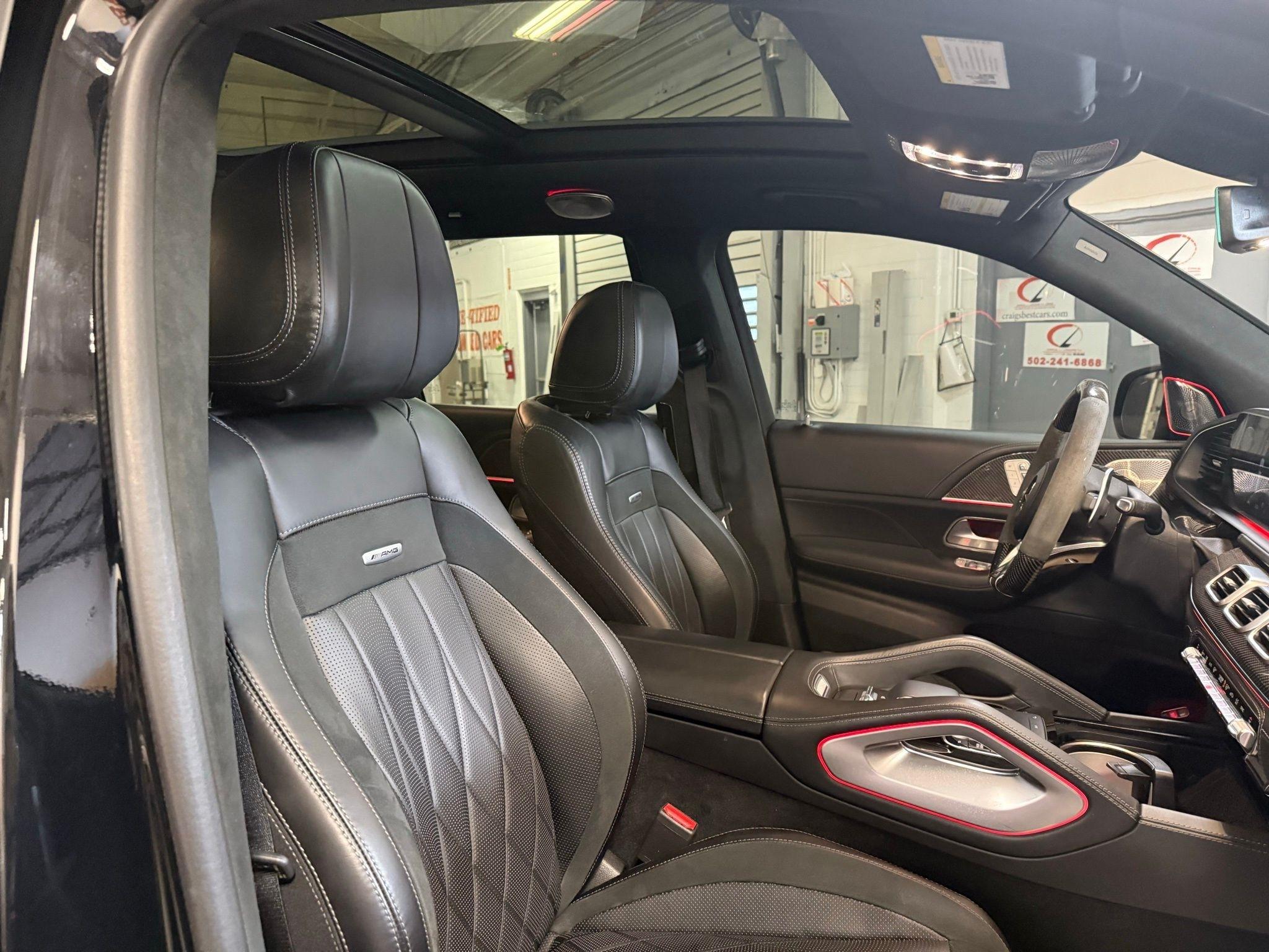 Mercedes-Benz GLS  2021