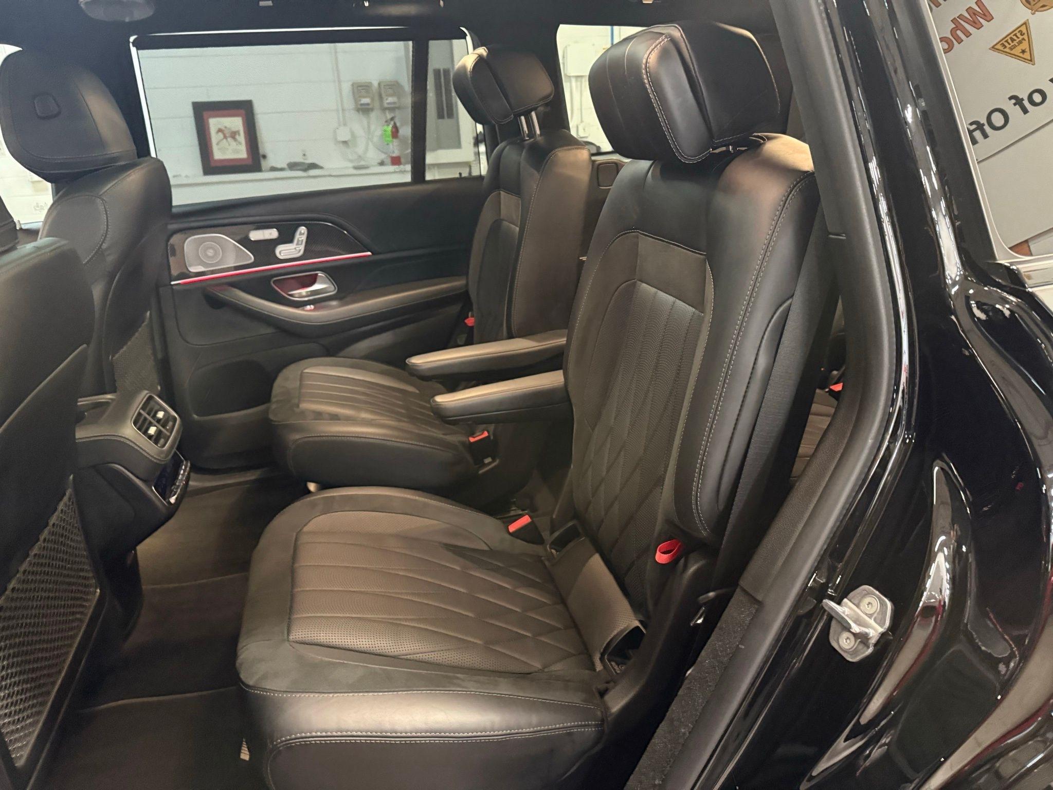 Mercedes-Benz GLS  2021