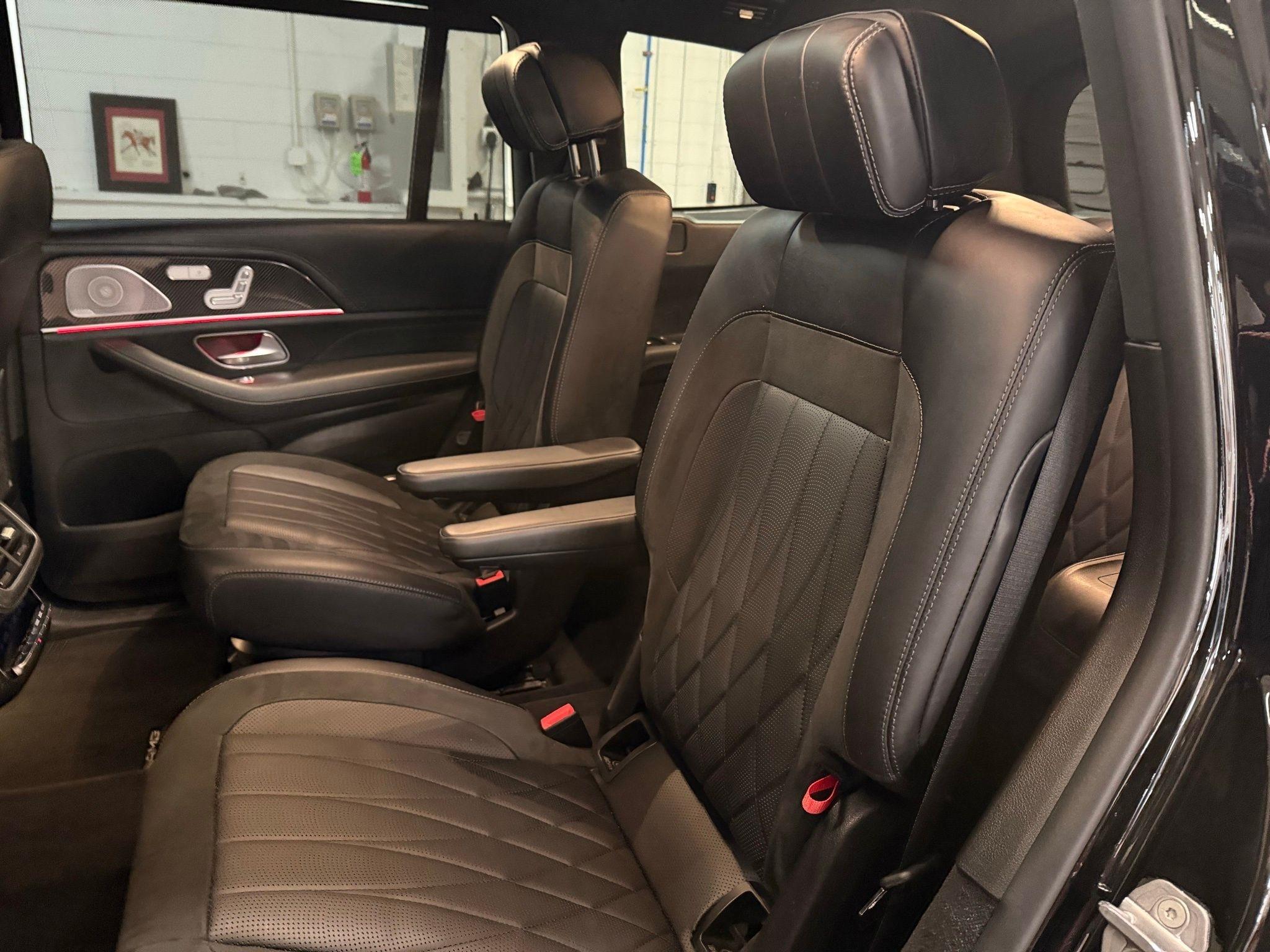 Mercedes-Benz GLS  2021