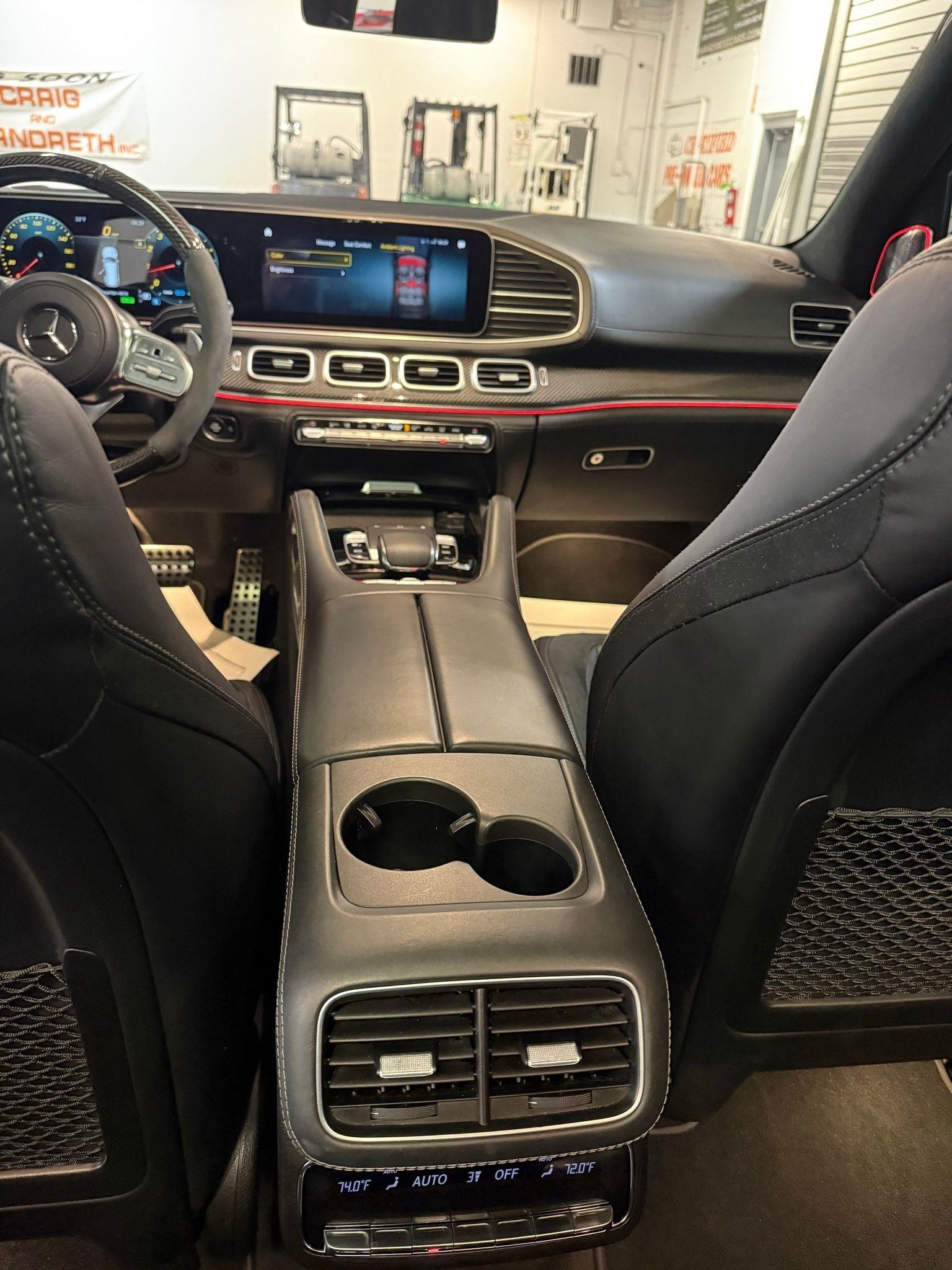 Mercedes-Benz GLS  2021