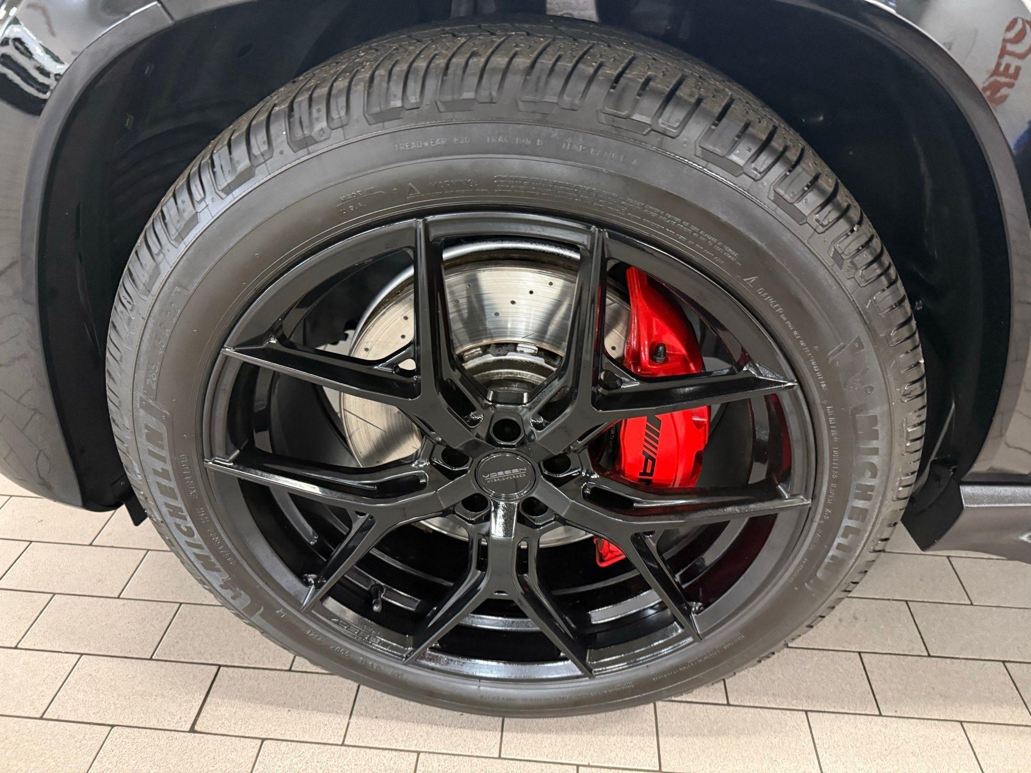 Mercedes-Benz GLS  2021