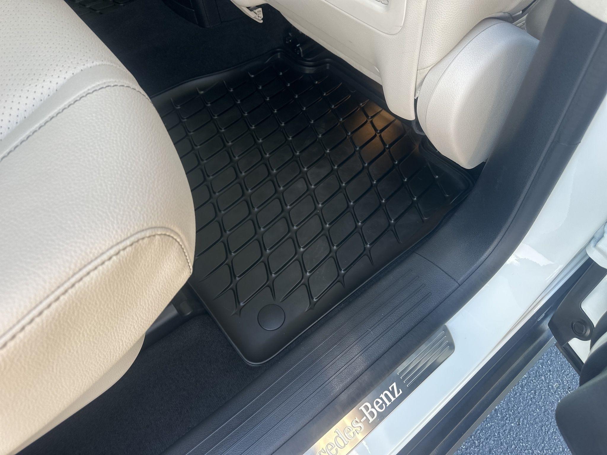 Mercedes-Benz GLS  2024