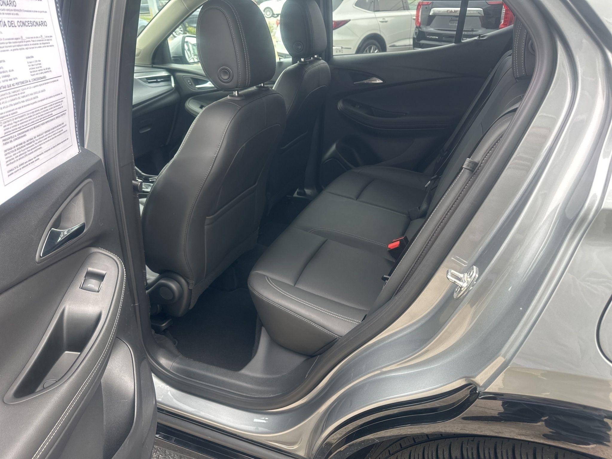 Buick Encore GX  2024