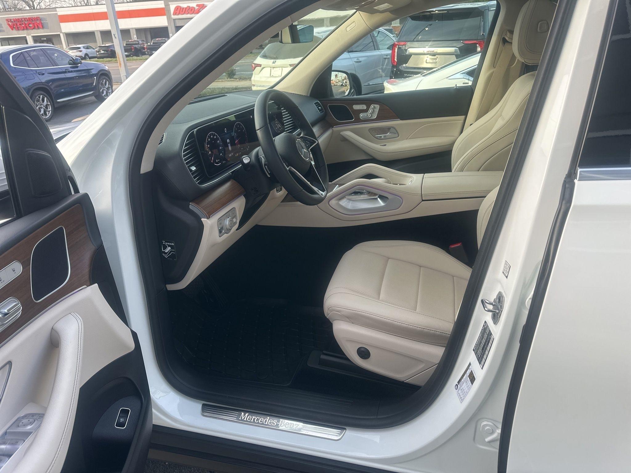 Mercedes-Benz GLE  2025