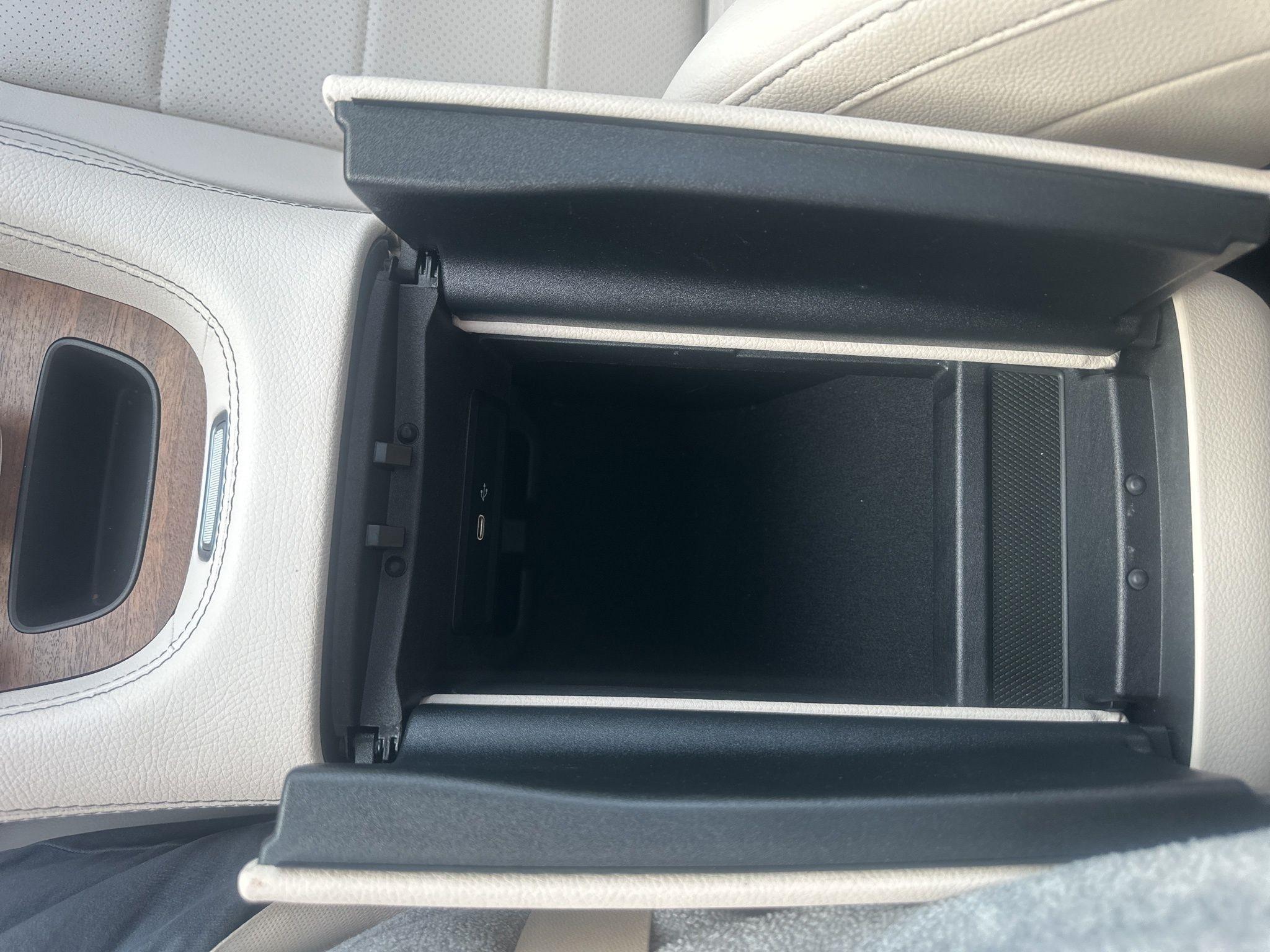 Mercedes-Benz GLE  2025