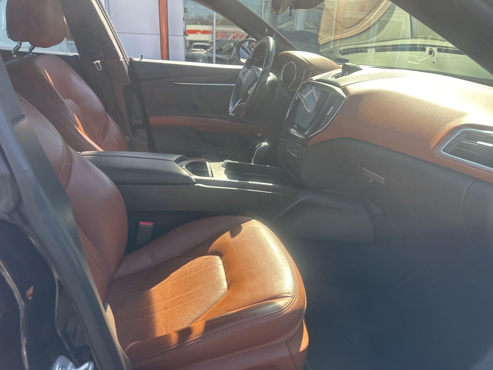 Maserati Ghibli  2017