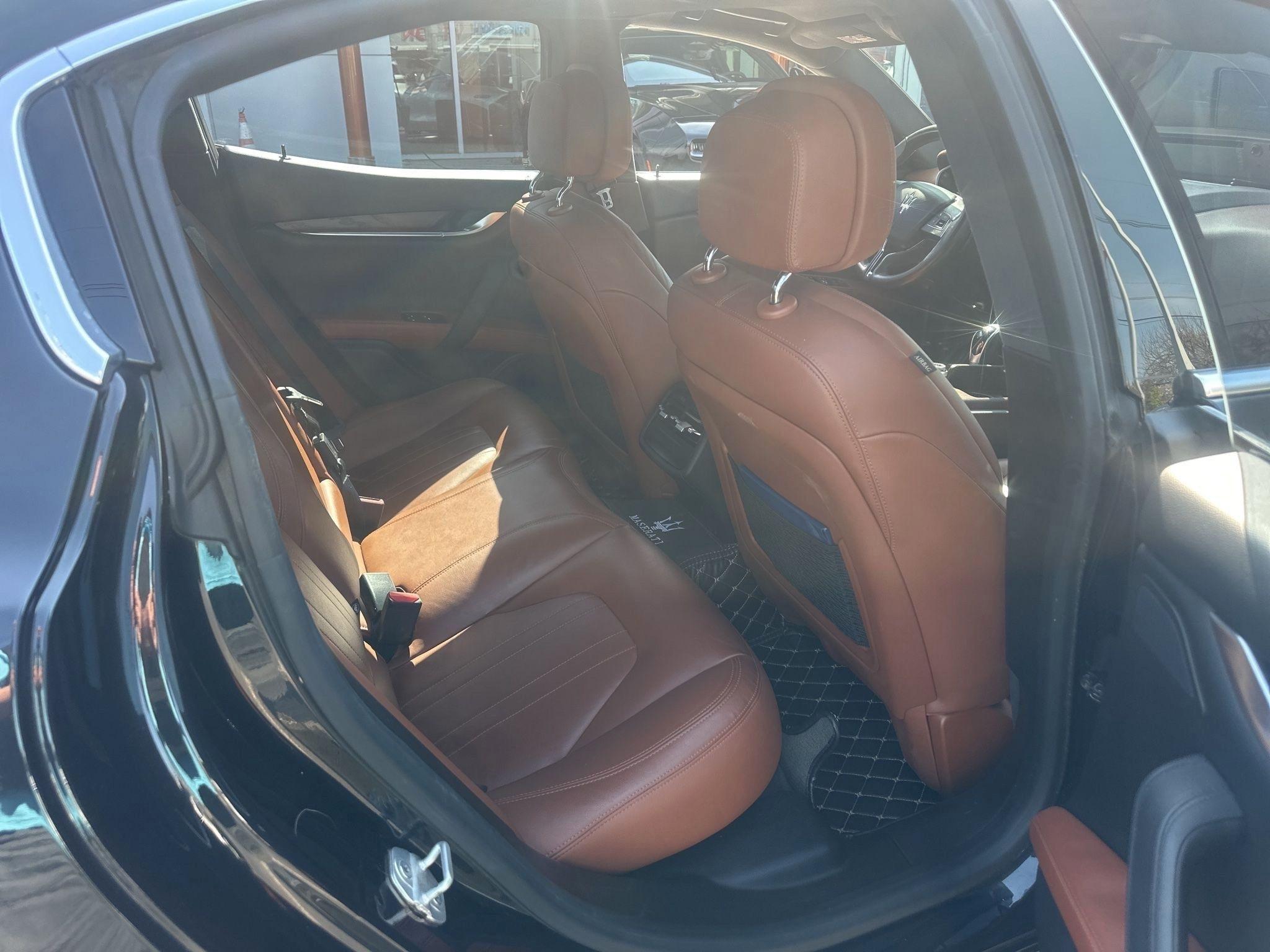 Maserati Ghibli  2017