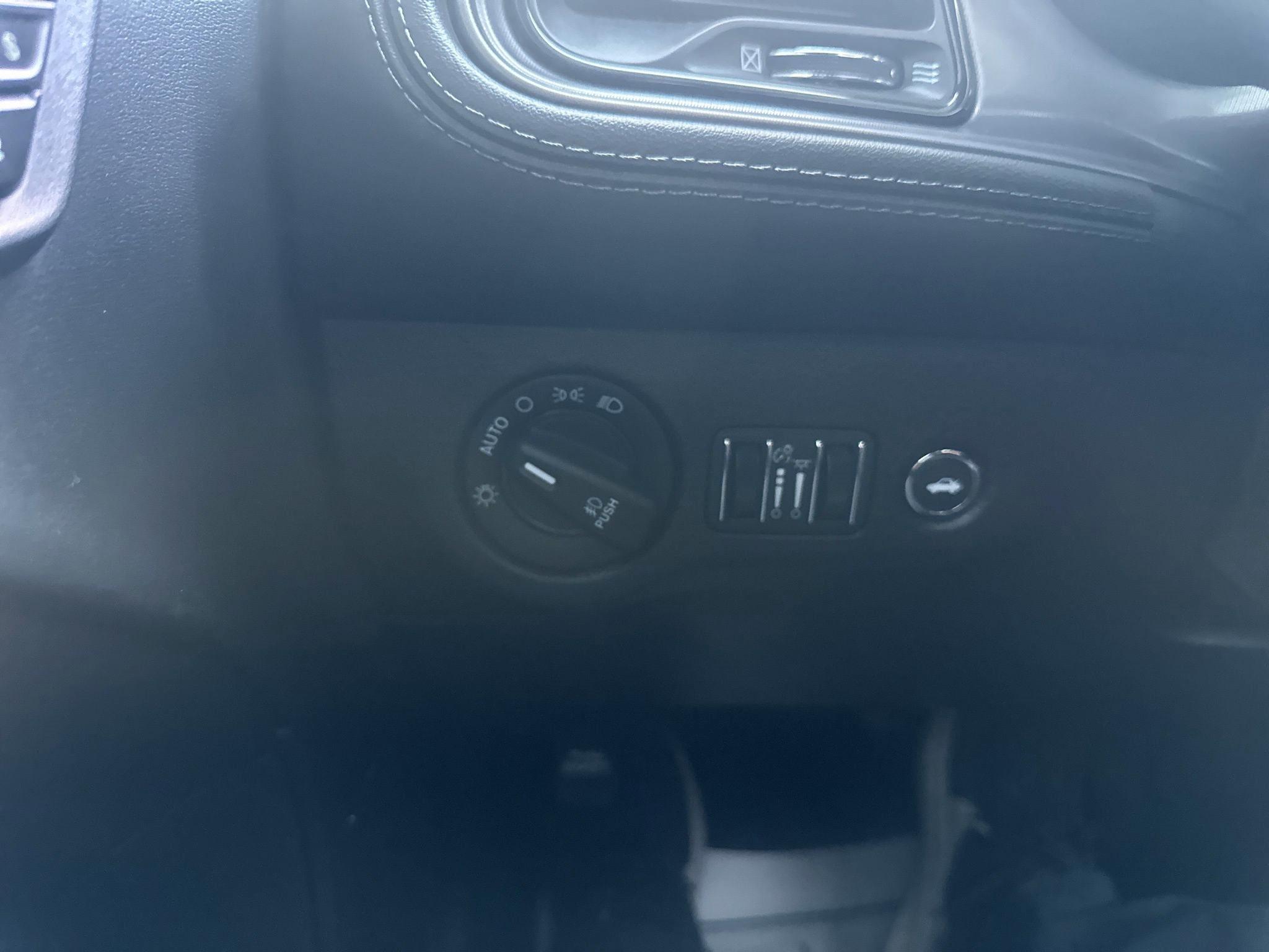 Dodge Challenger  2023