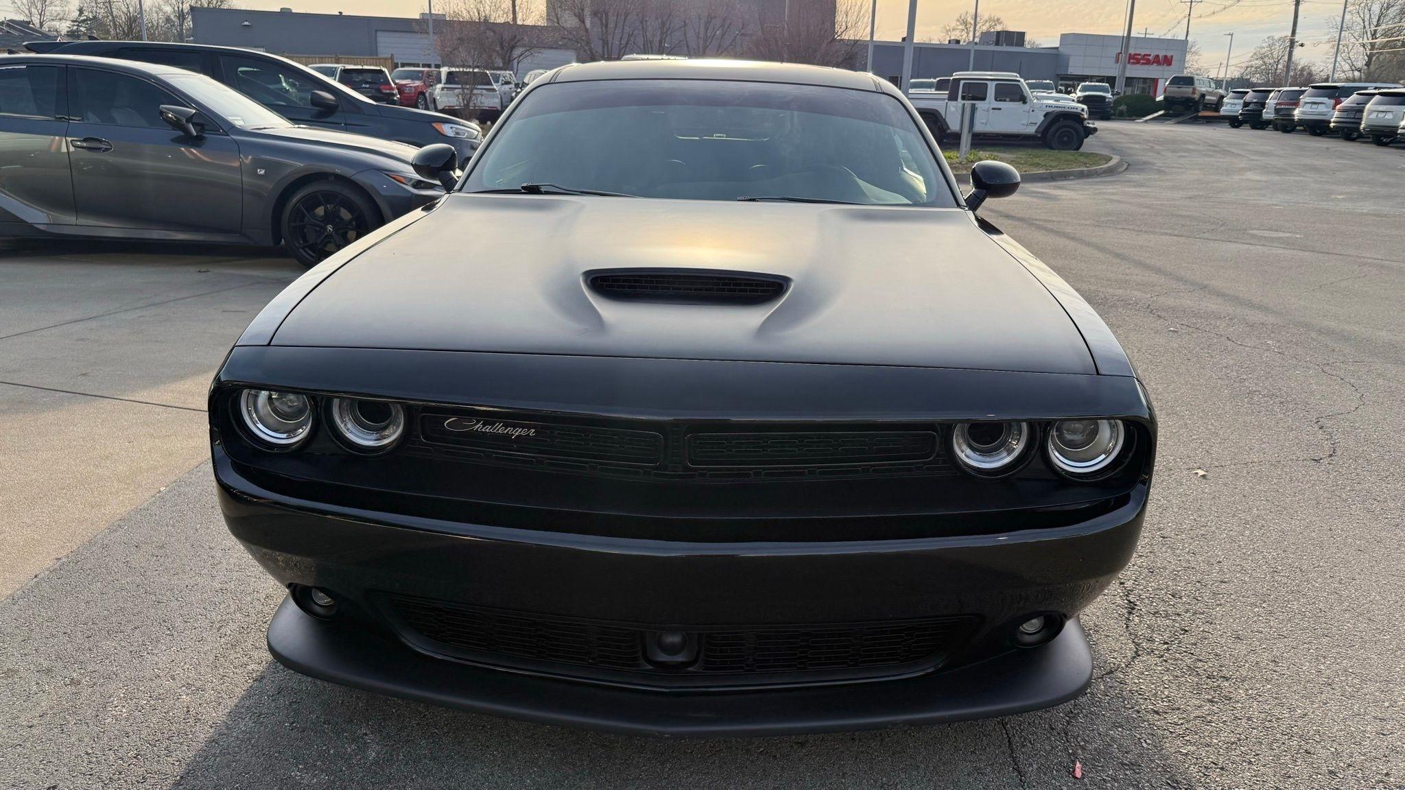 Dodge Challenger  2023