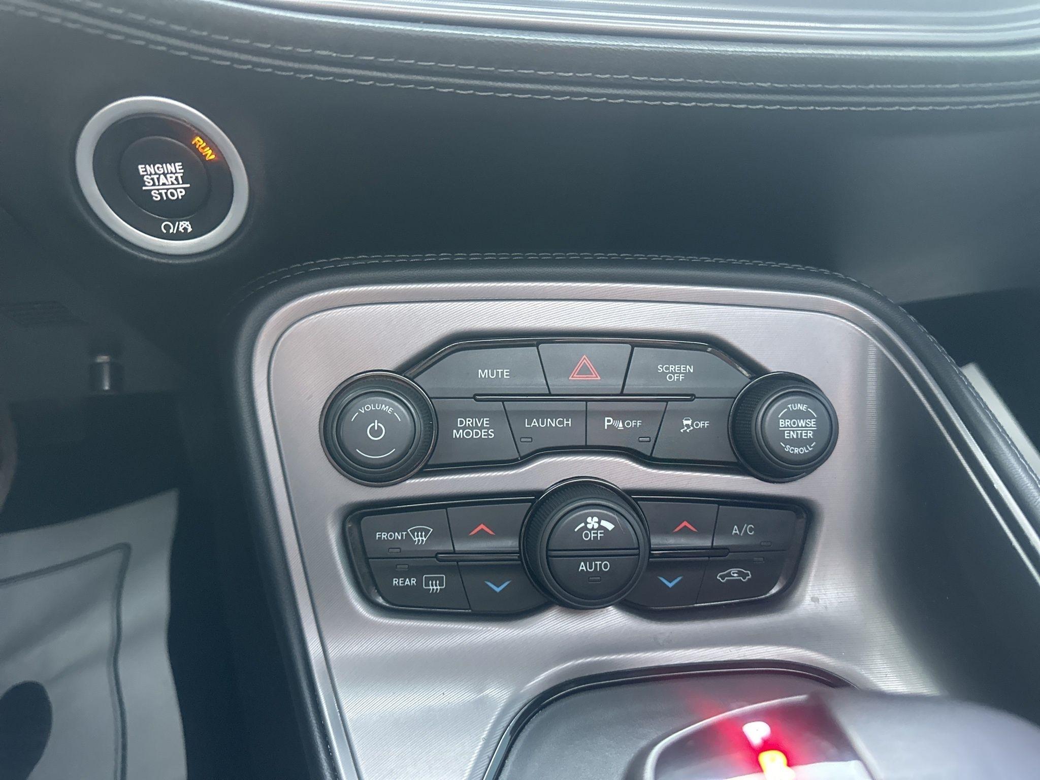 Dodge Challenger  2023