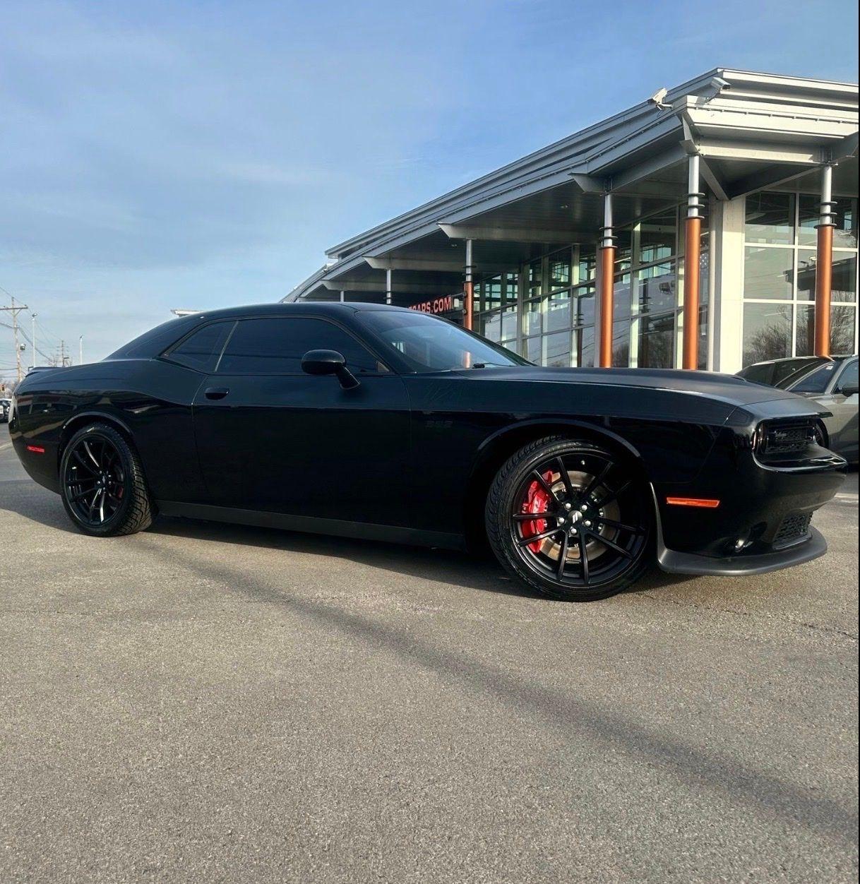 Dodge Challenger  2023