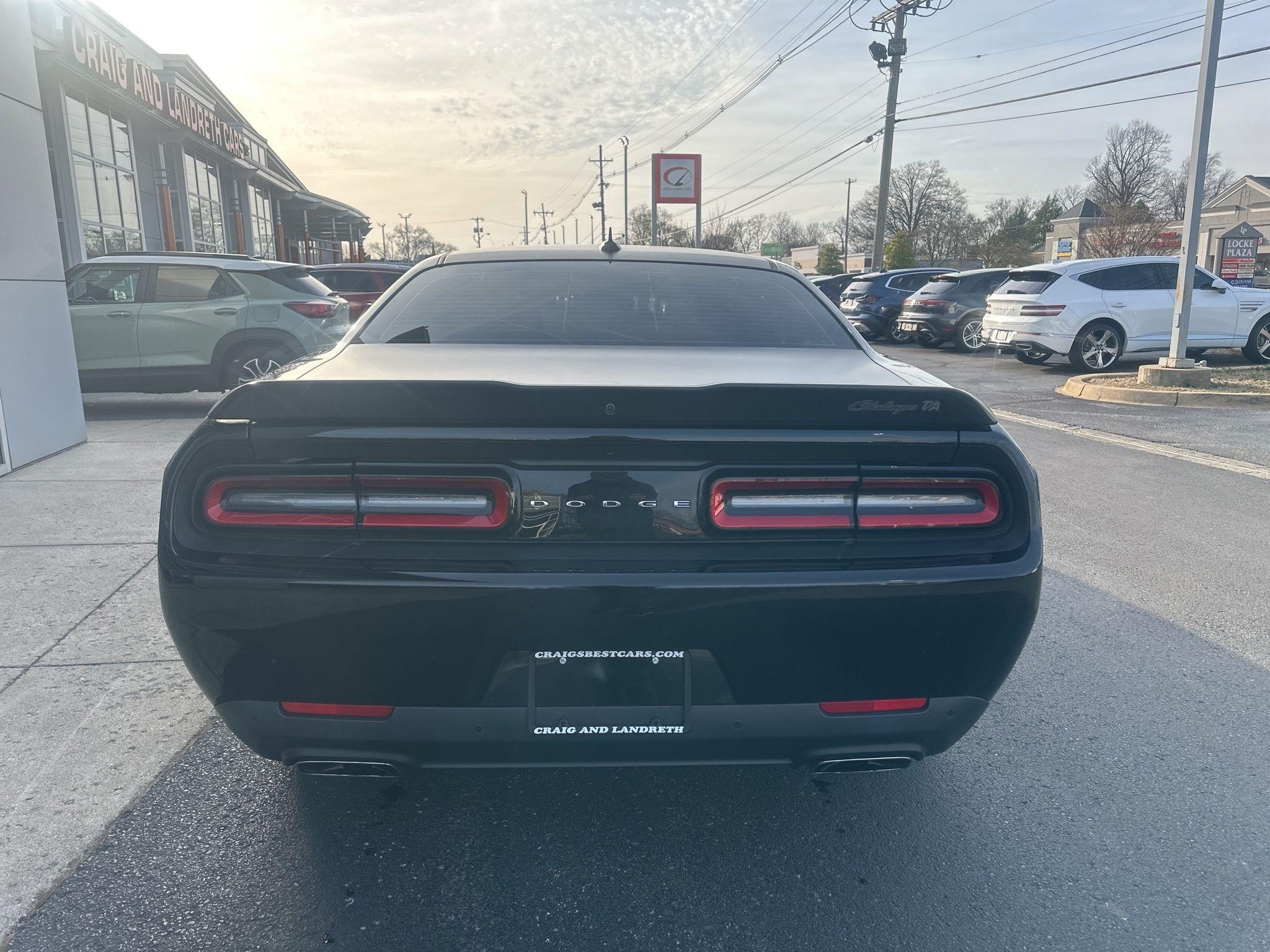 Dodge Challenger  2023