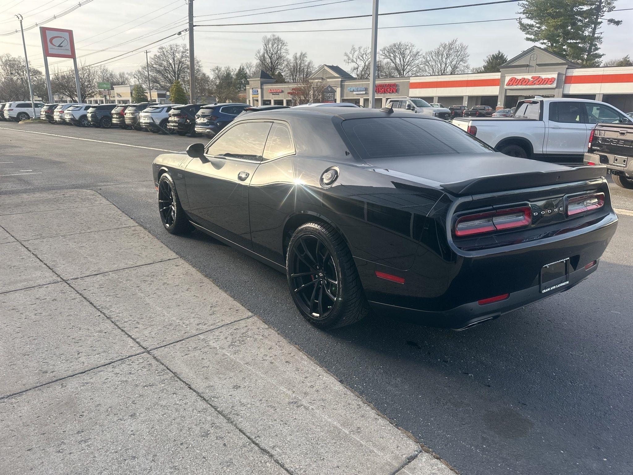 Dodge Challenger  2023
