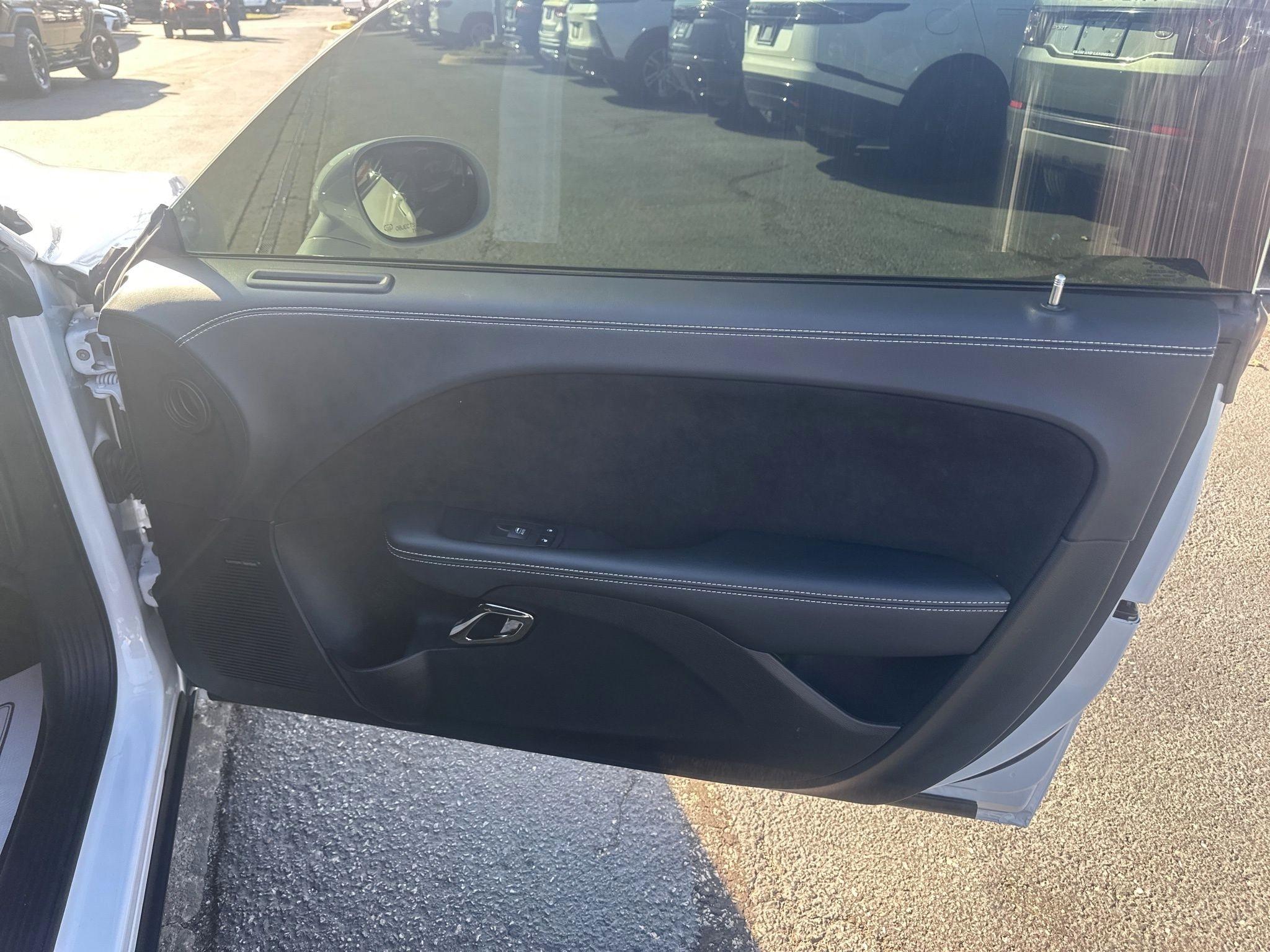 Dodge Challenger  2023