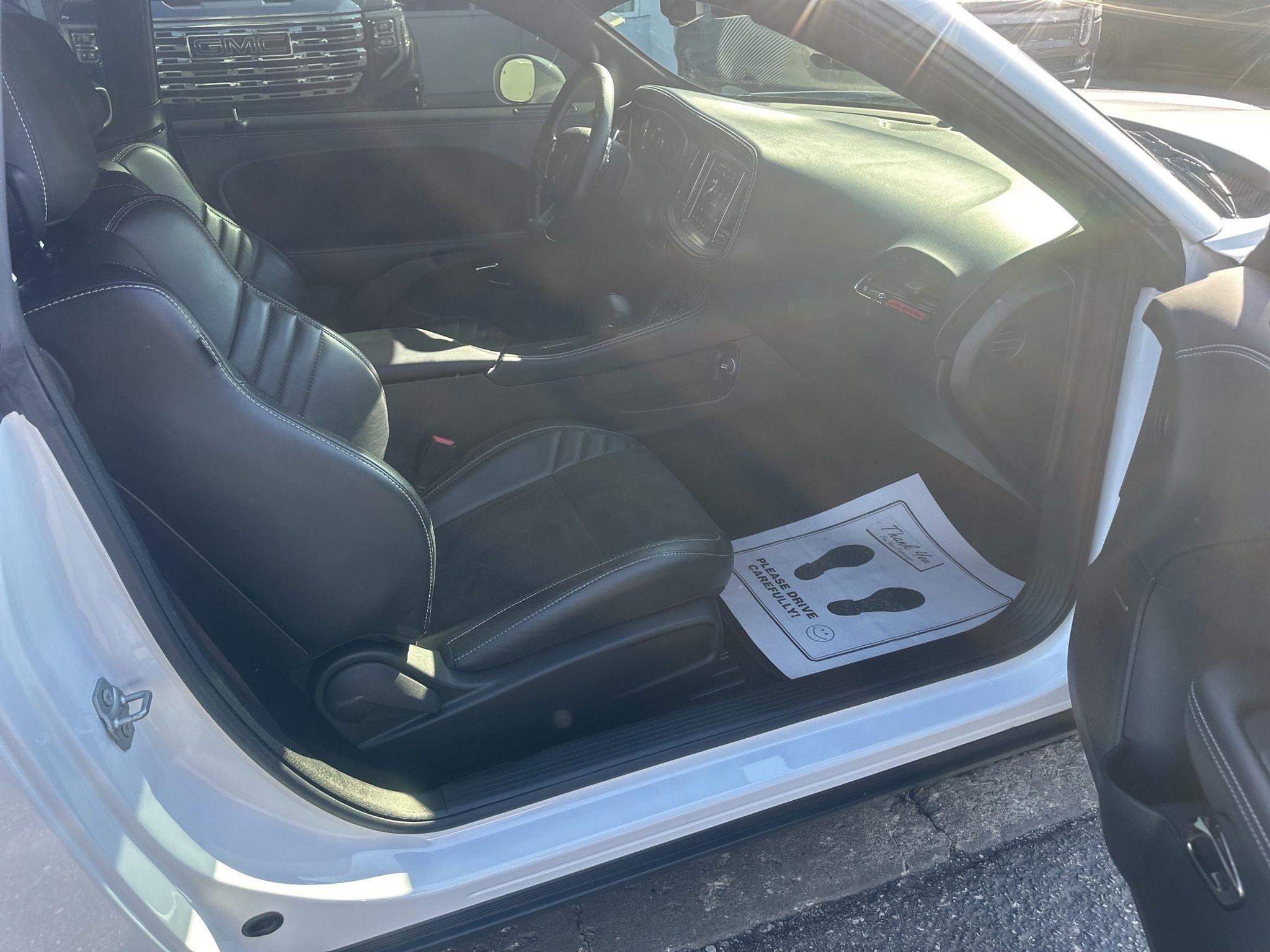 Dodge Challenger  2023