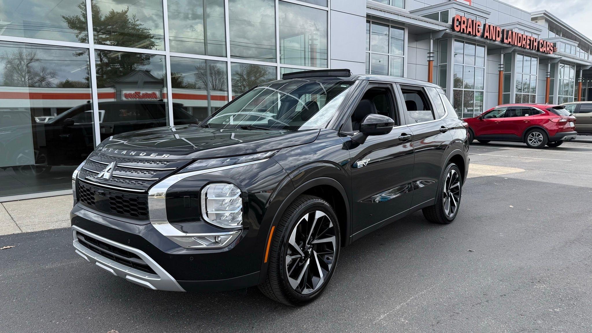 Mitsubishi Outlander PHEV  2024