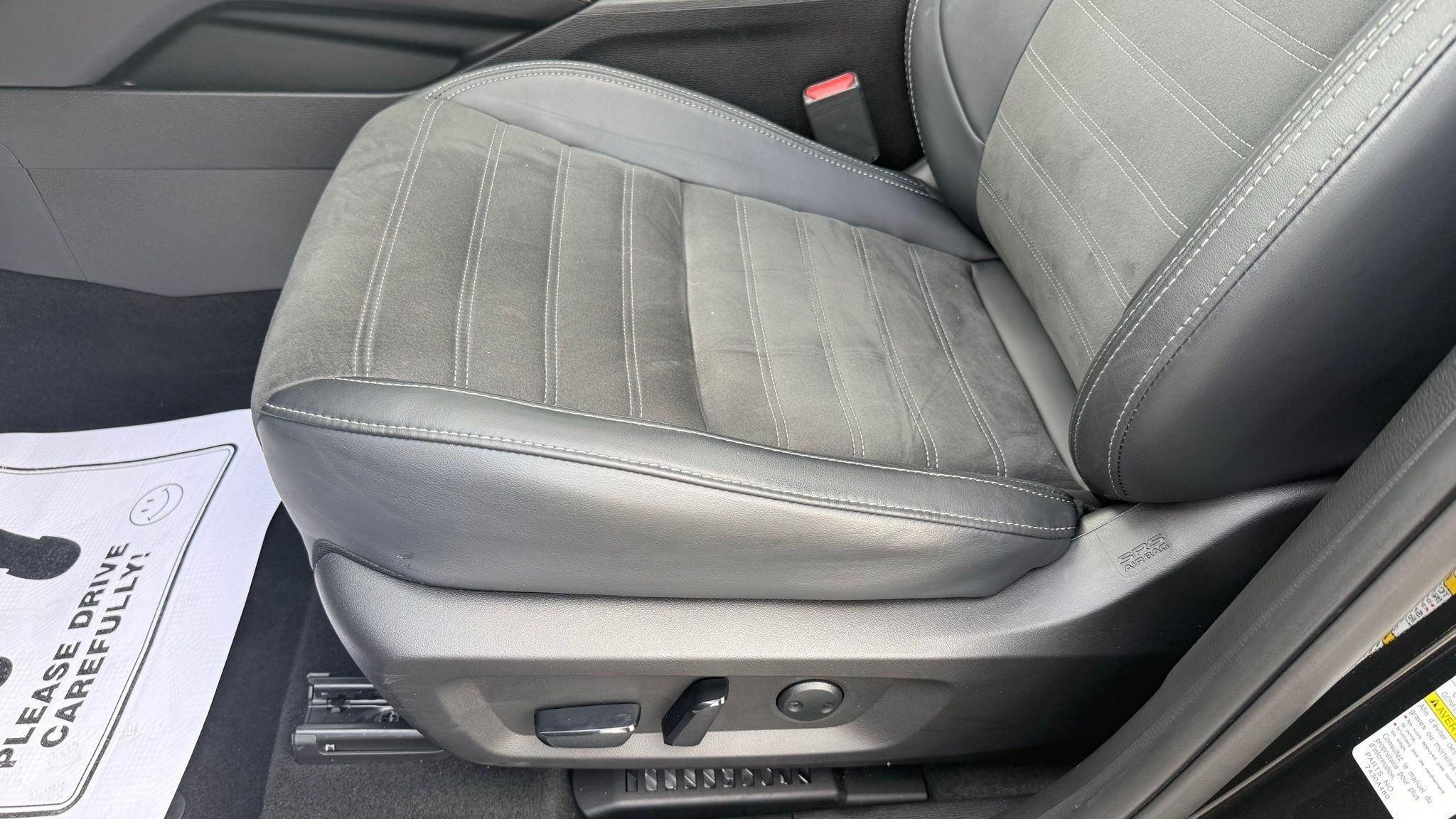 Mitsubishi Outlander PHEV  2024