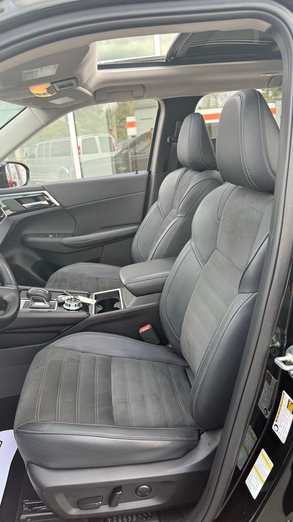 Mitsubishi Outlander PHEV  2024