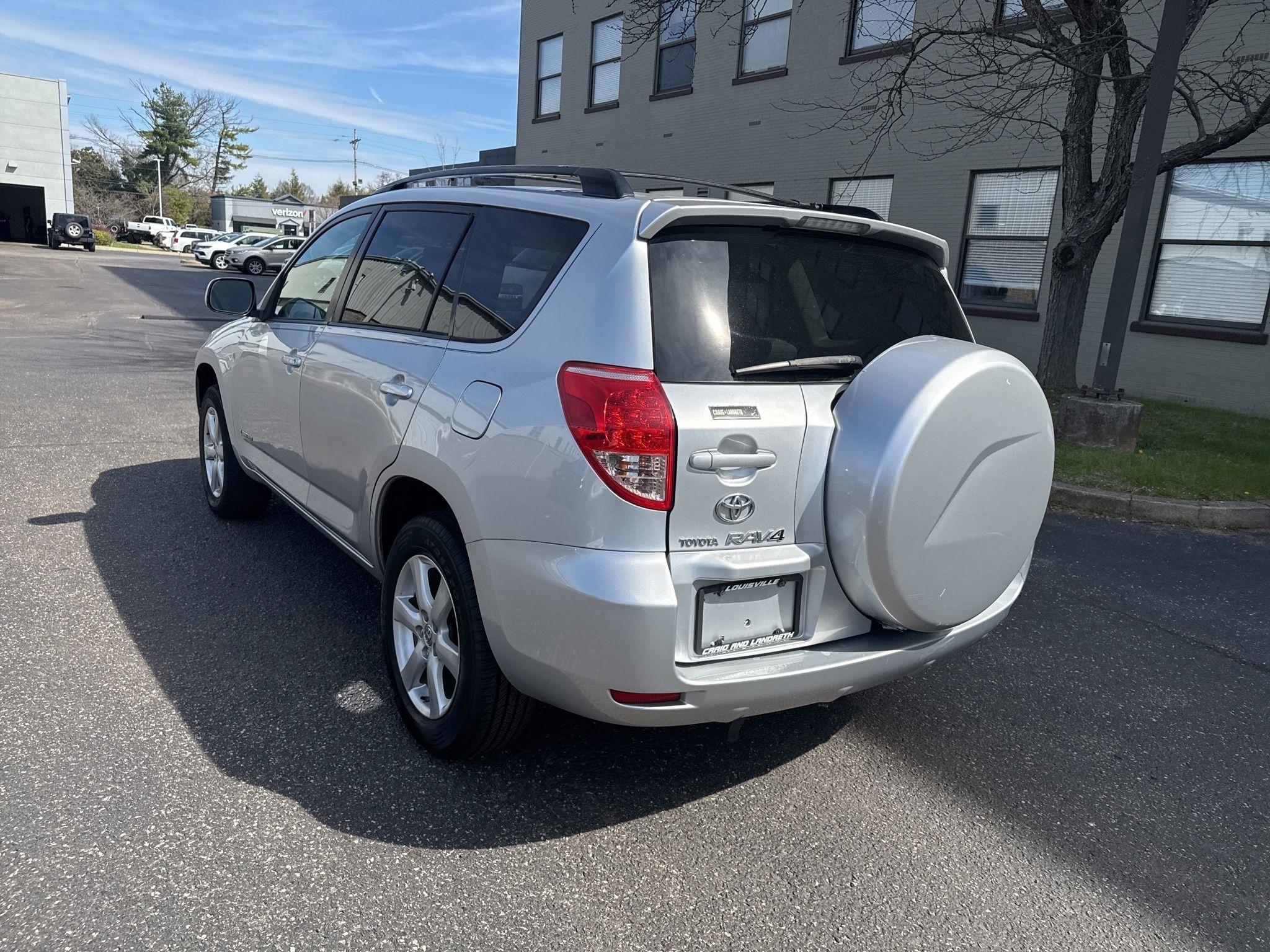 Toyota RAV4  2008