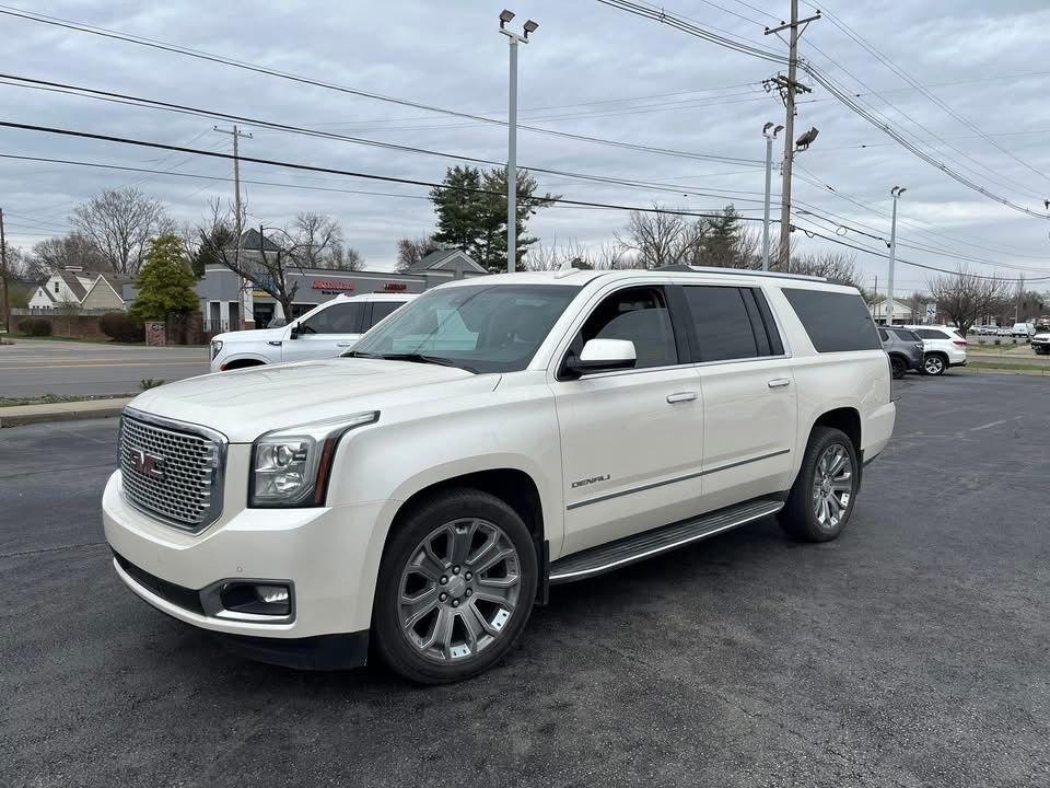 GMC Yukon Denali  2015