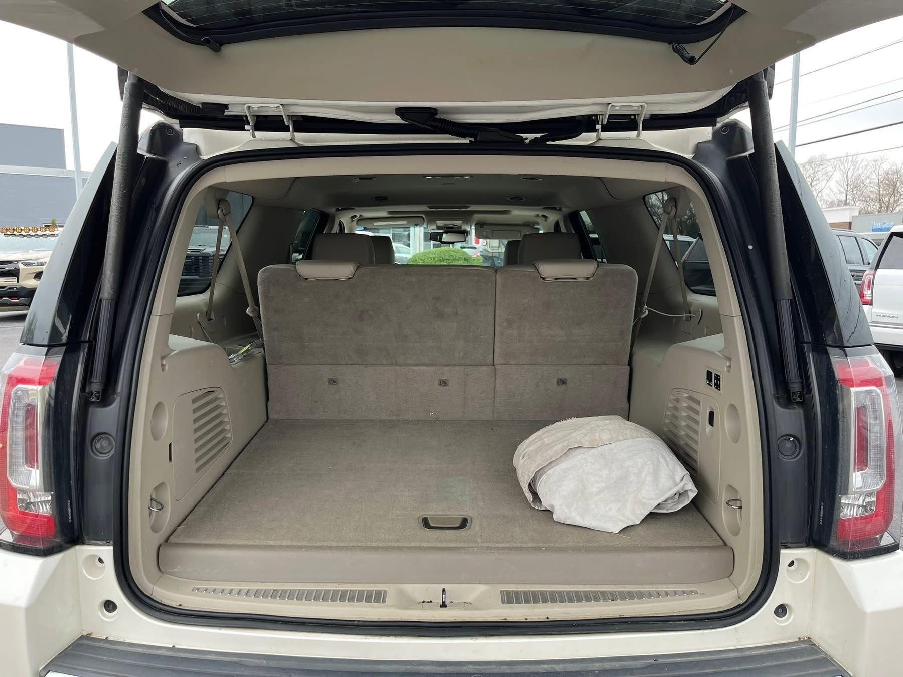 GMC Yukon Denali  2015