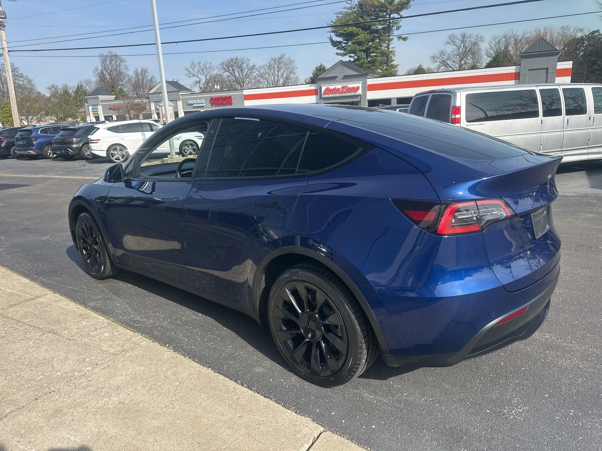 Tesla Model Y  2022