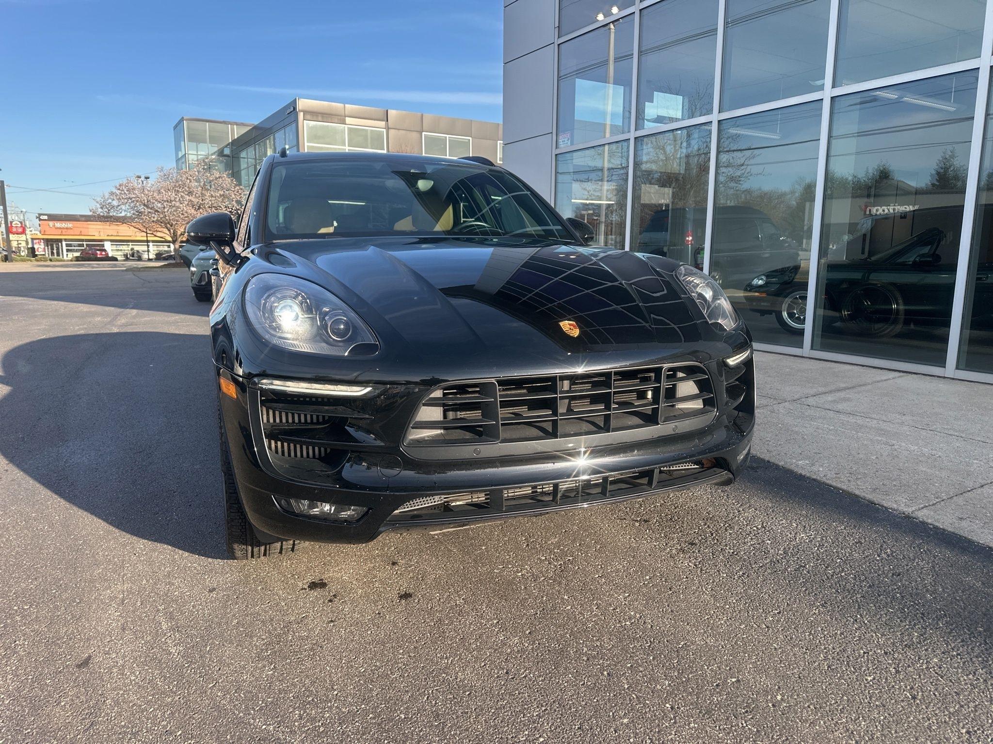 Porsche Macan  2018