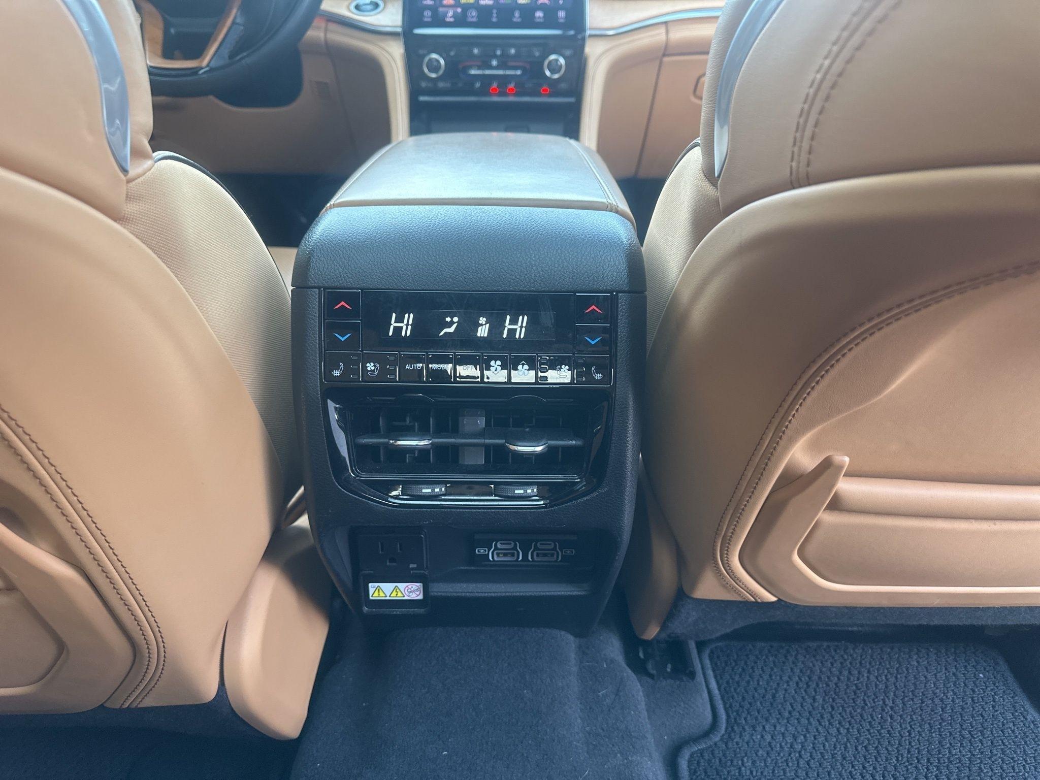 Jeep Grand Cherokee L  2021