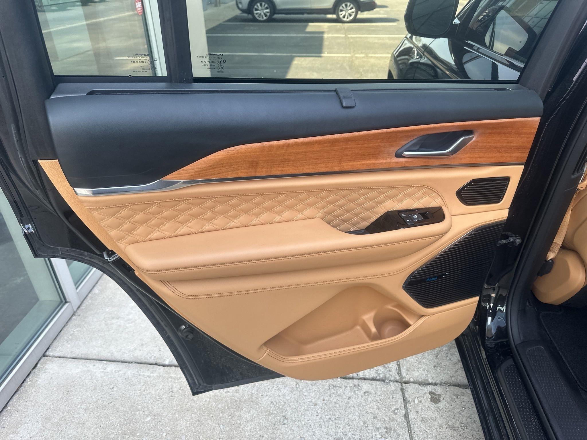 Jeep Grand Cherokee L  2021