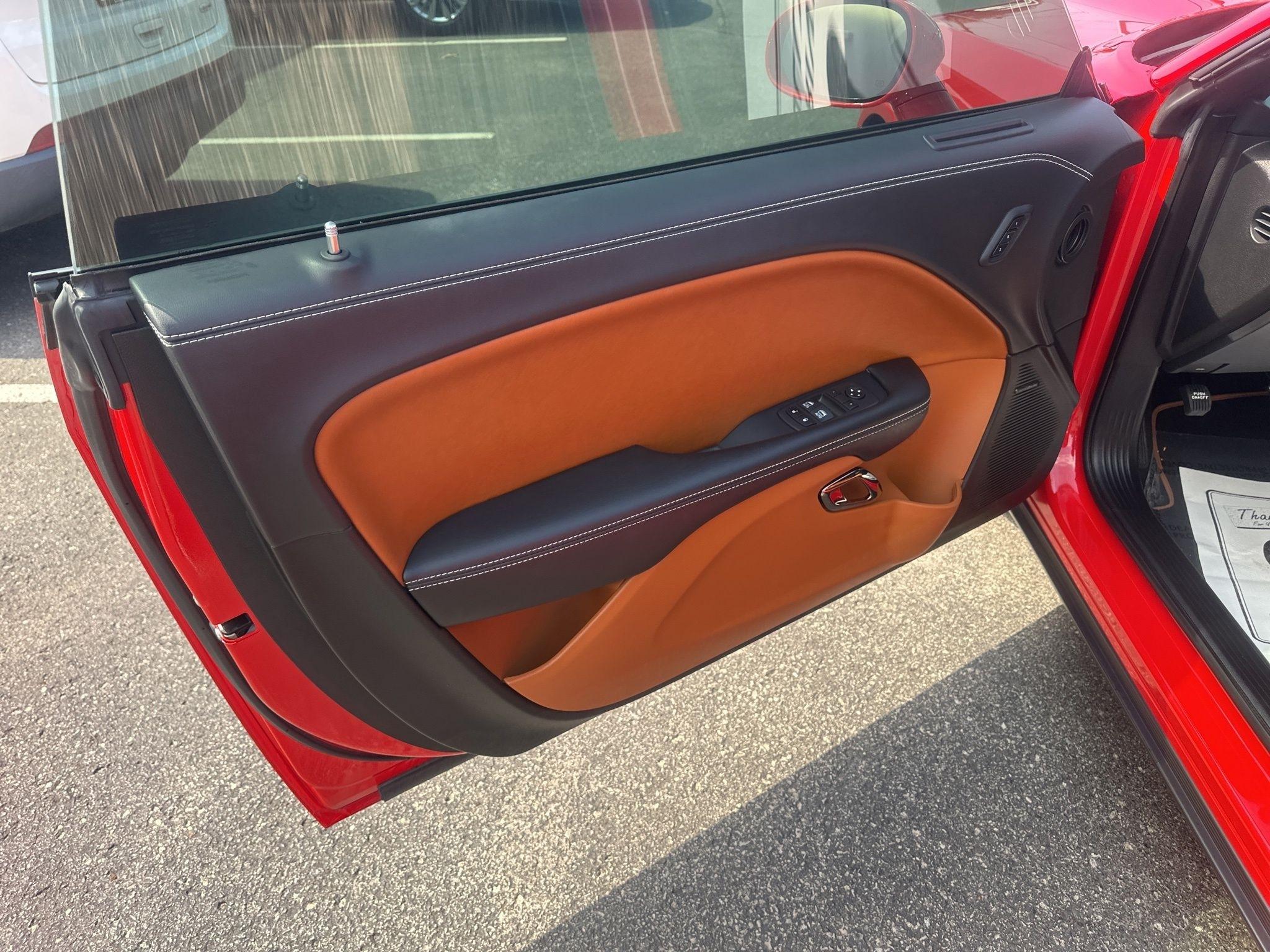 Dodge Challenger  2023