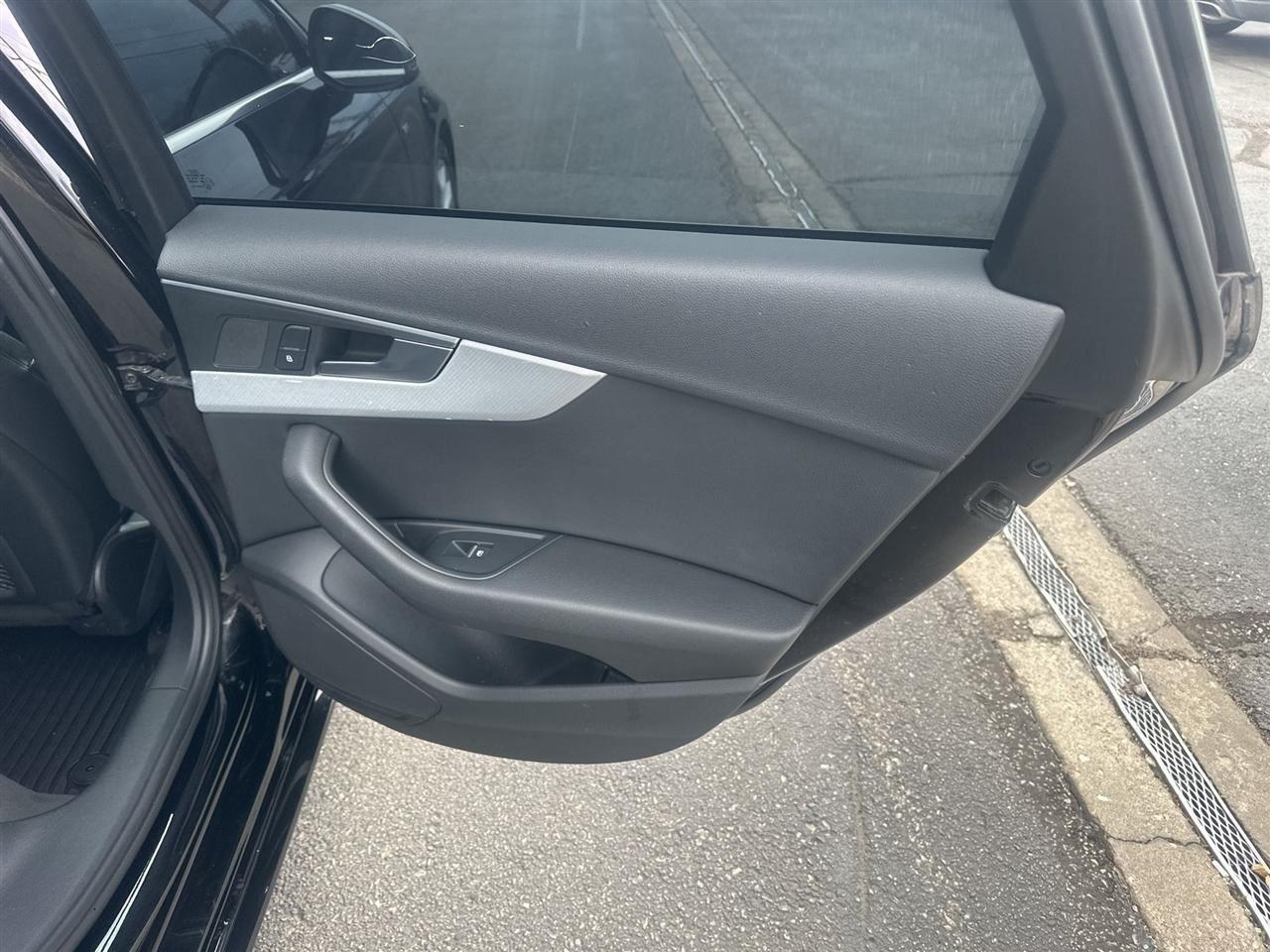 Audi A4  2019