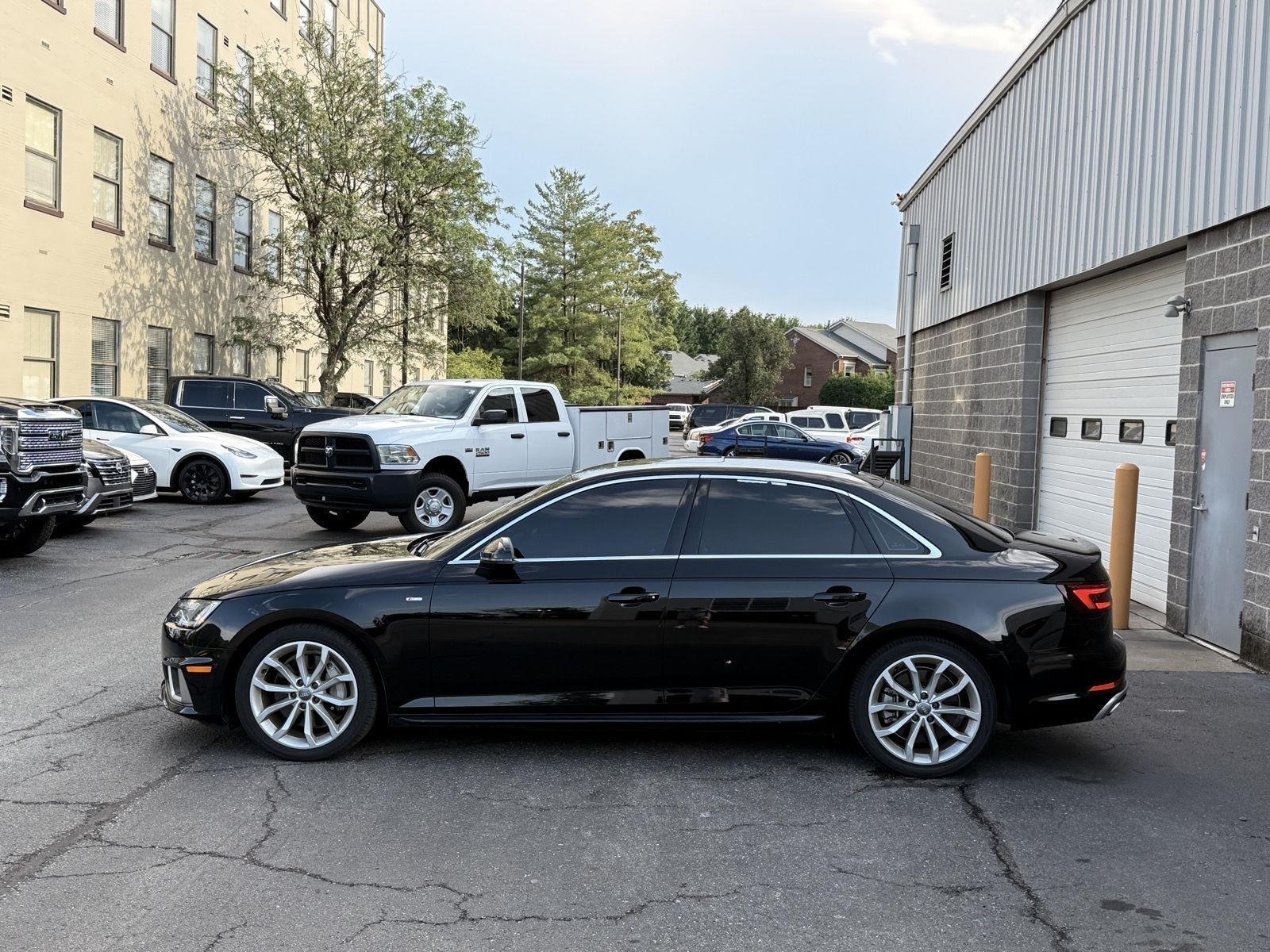 Audi A4  2019