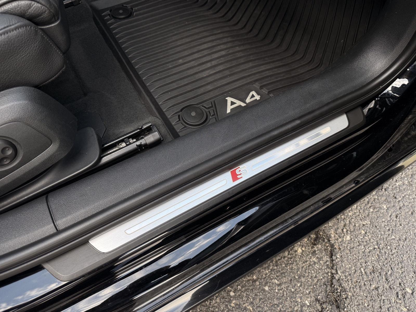 Audi A4  2019