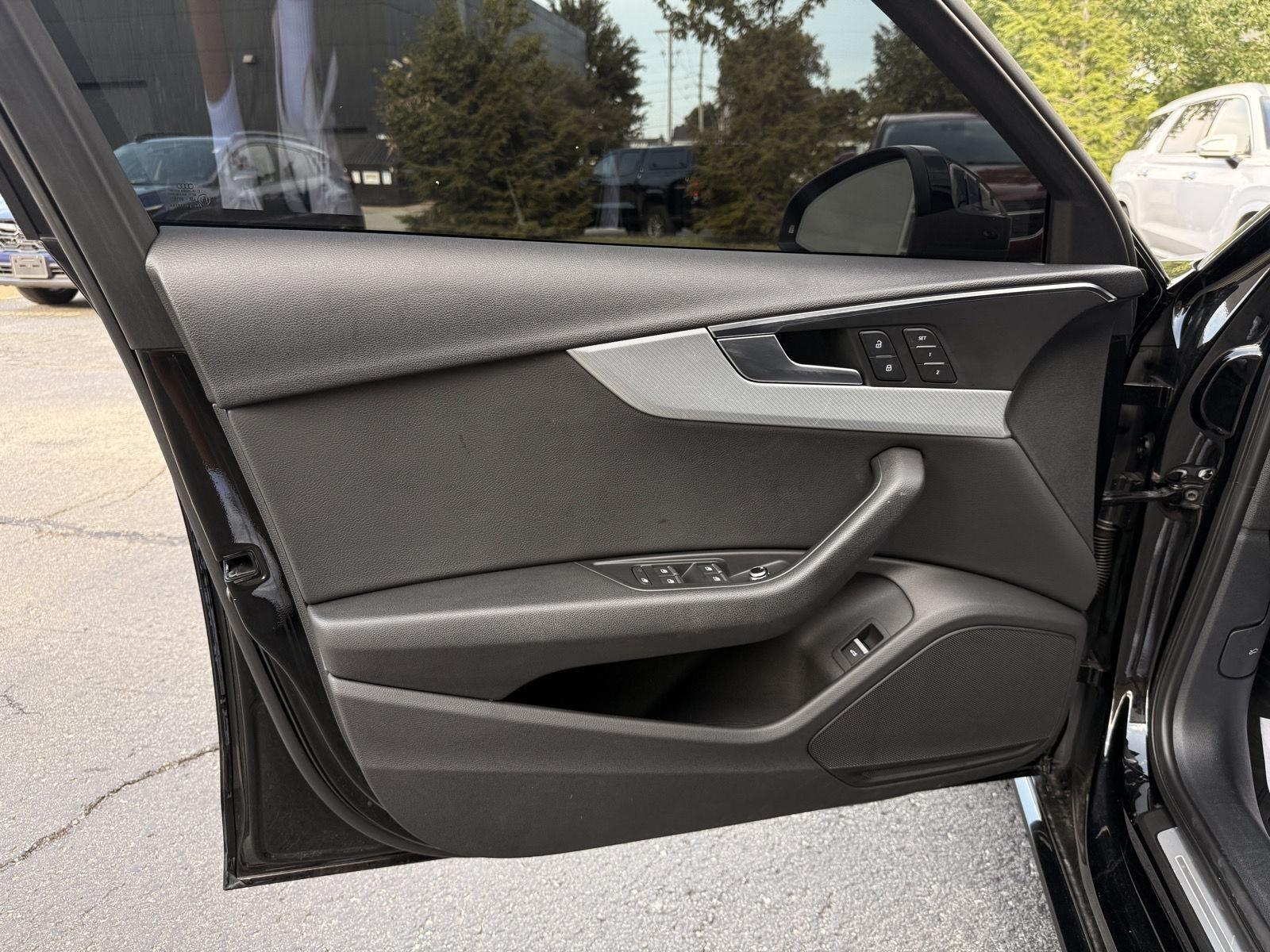 Audi A4  2019
