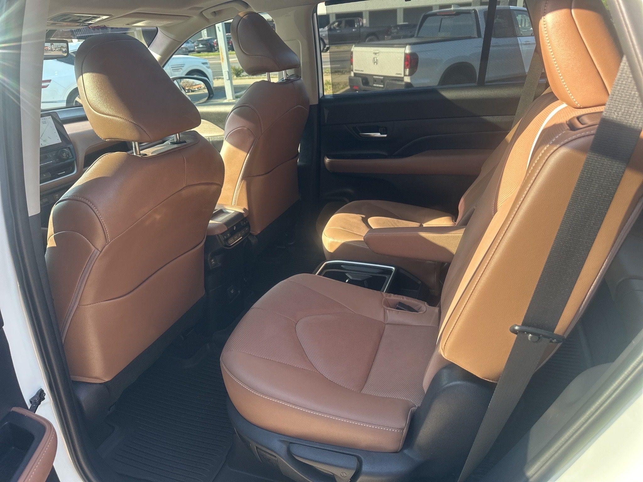 Toyota Grand Highlander  2025