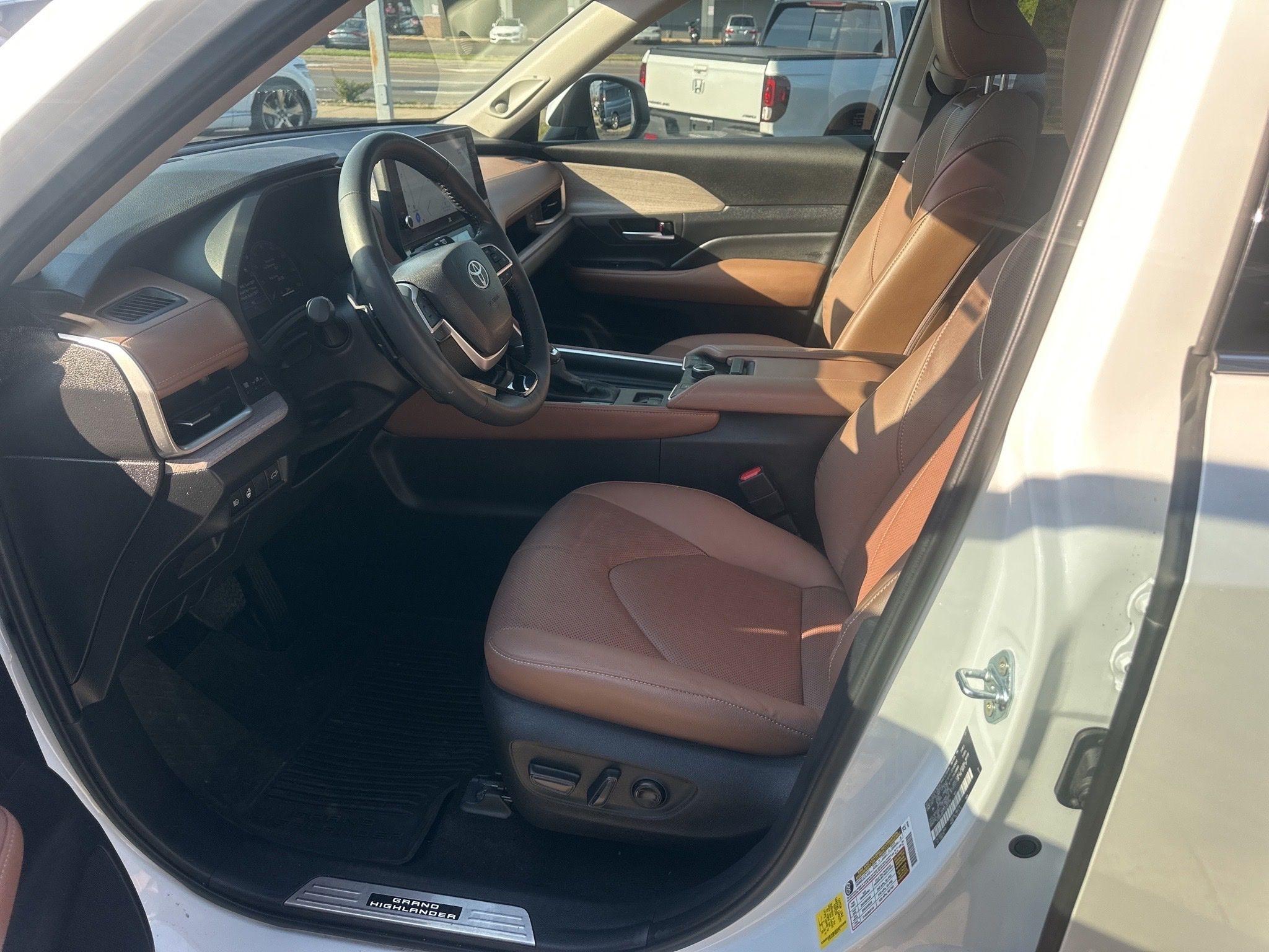 Toyota Grand Highlander  2025