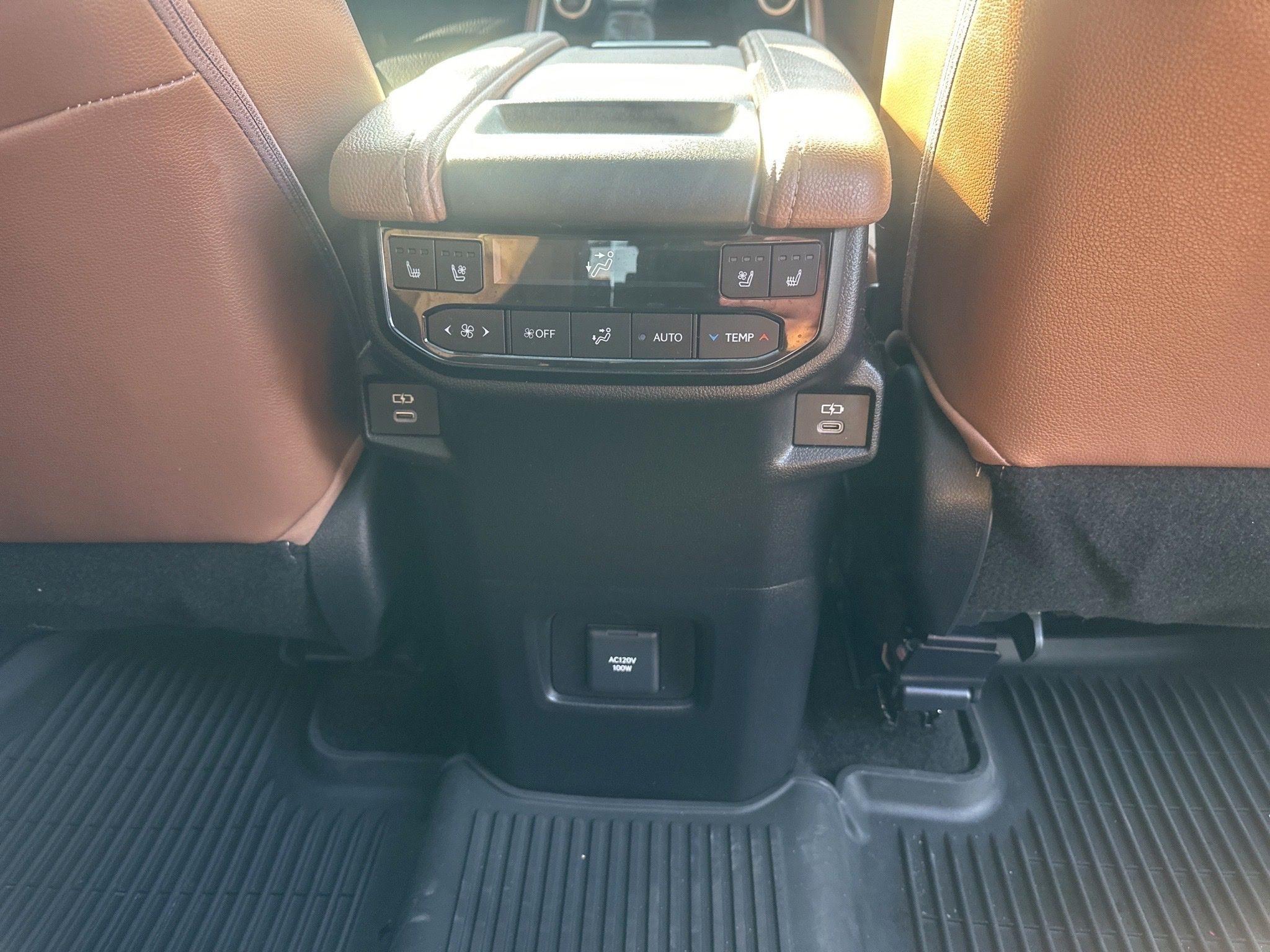 Toyota Grand Highlander  2025