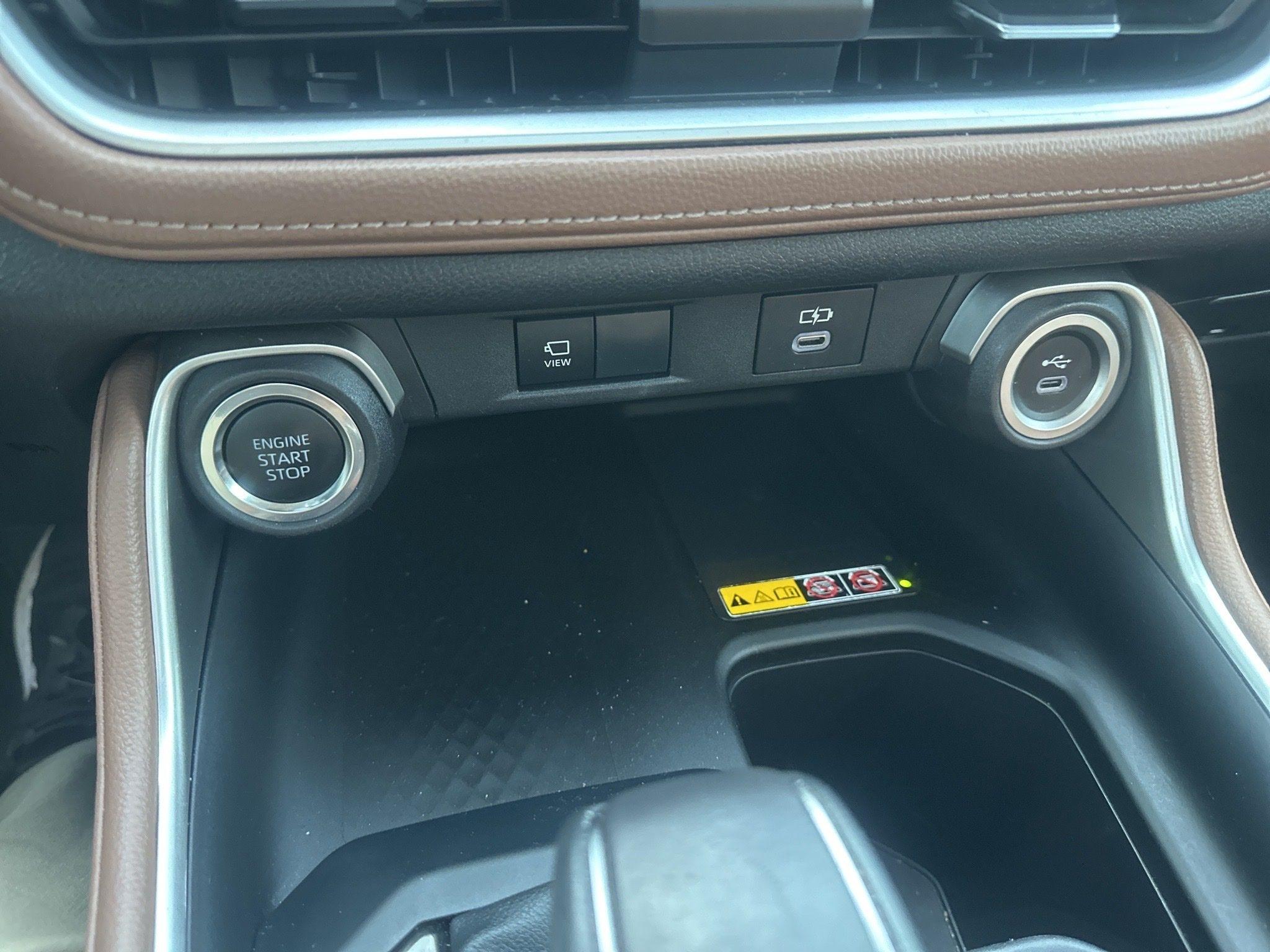 Toyota Grand Highlander  2025