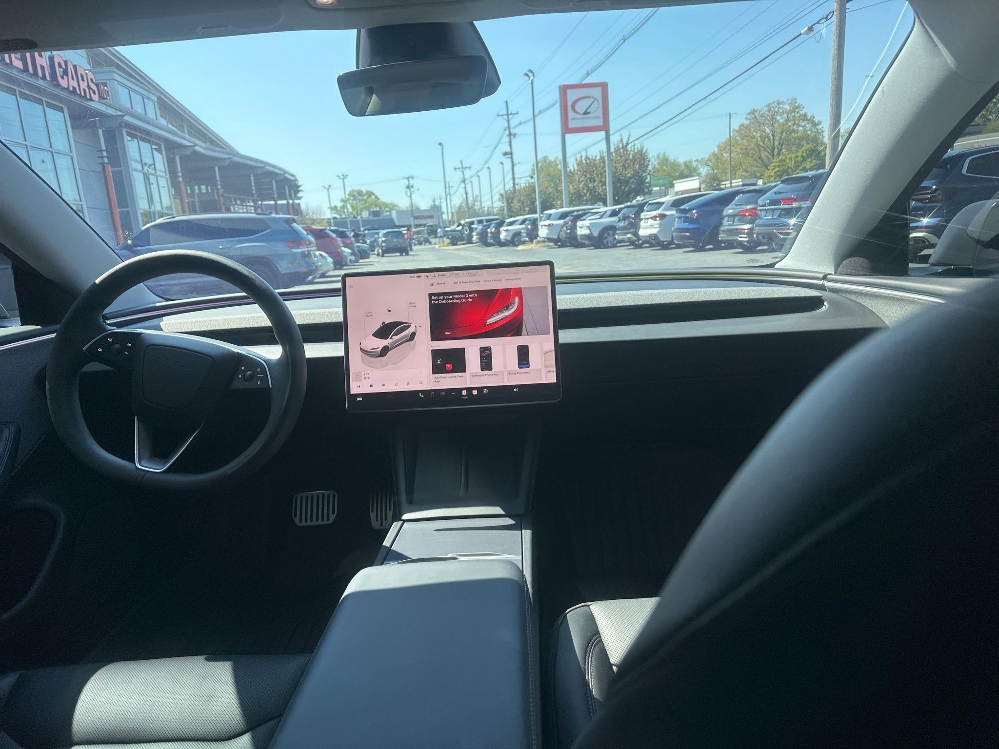 Tesla Model 3  2025