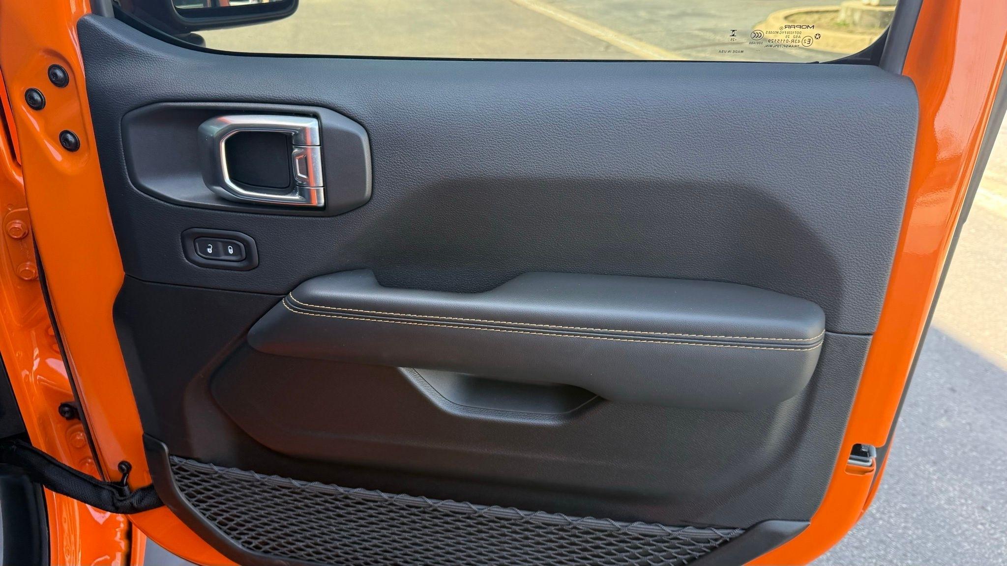 Jeep Gladiator  2025