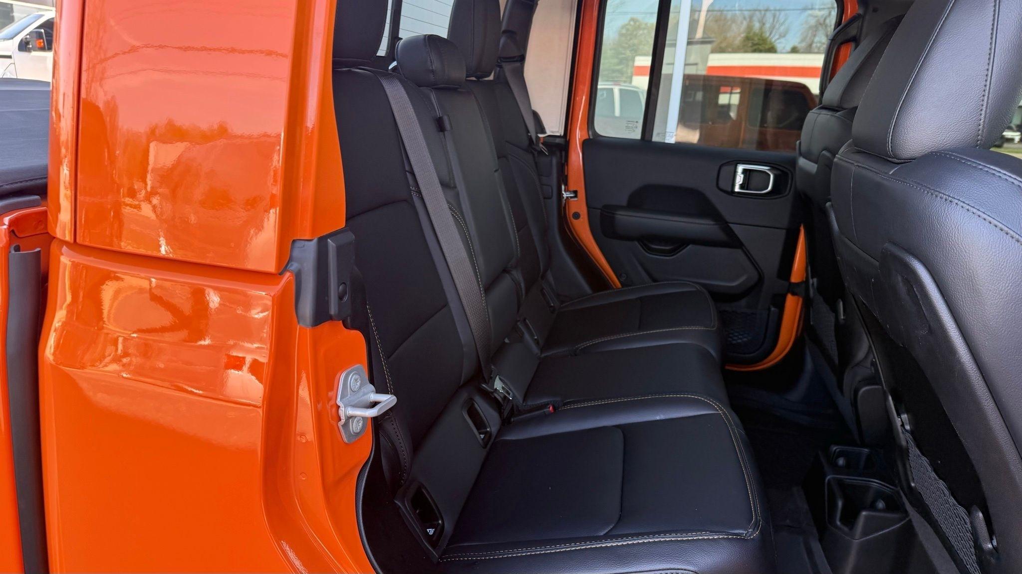 Jeep Gladiator  2025