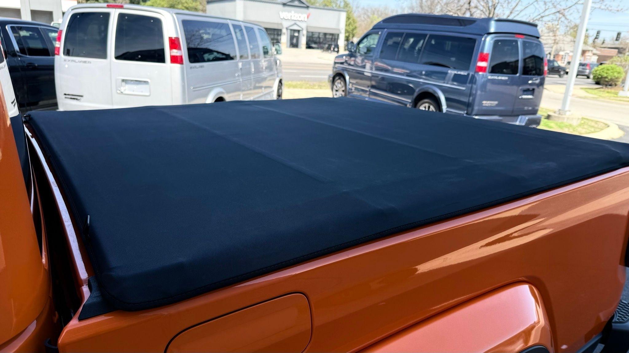 Jeep Gladiator  2025