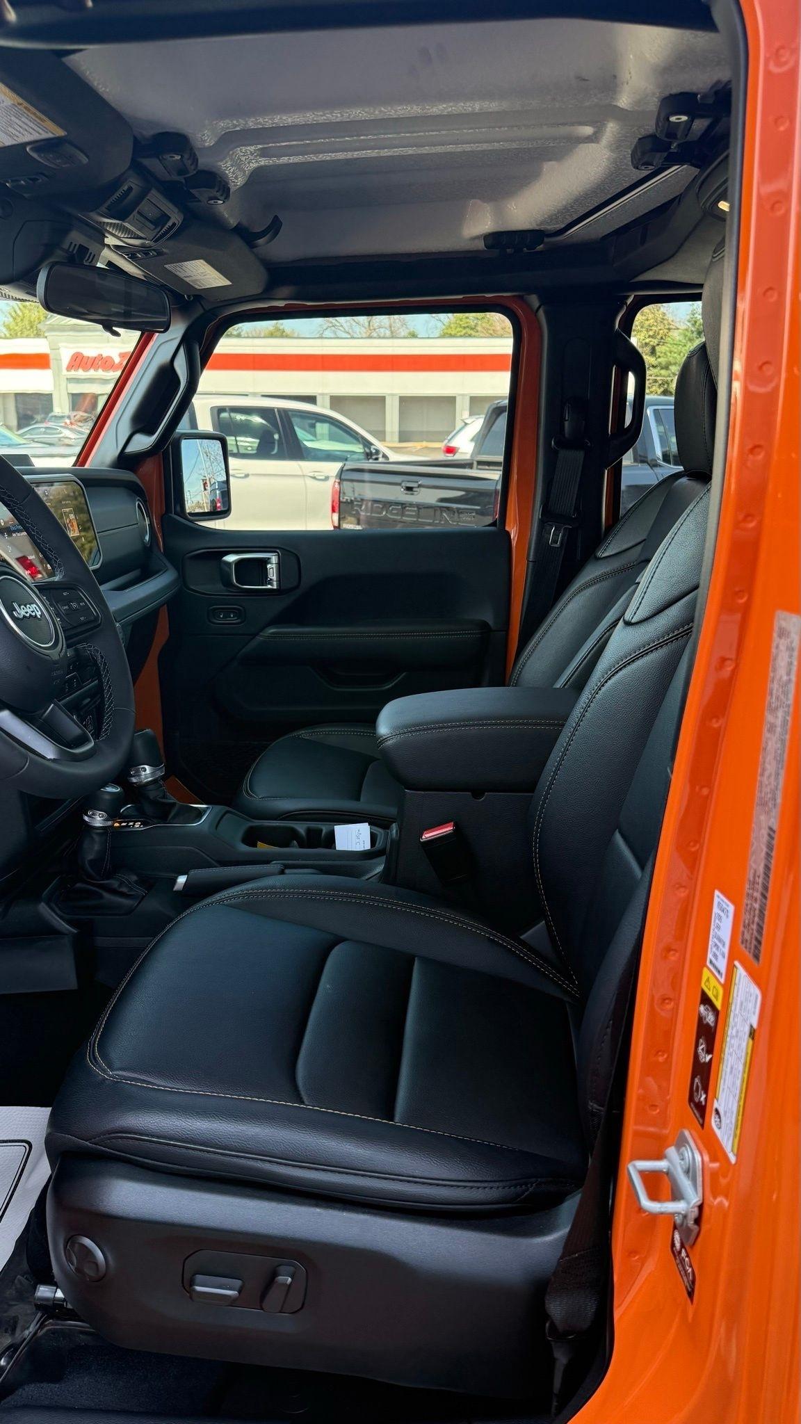 Jeep Gladiator  2025