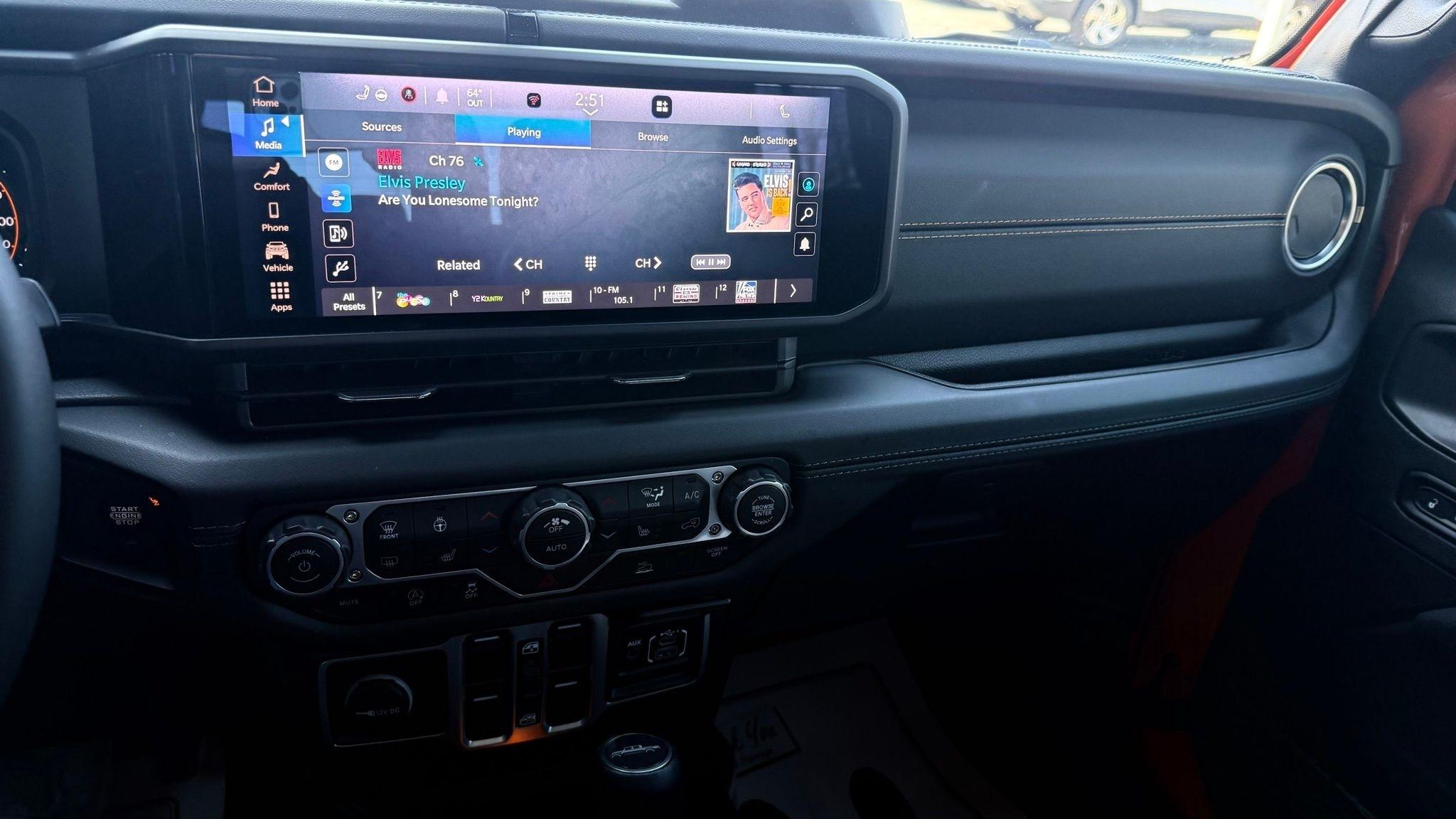 Jeep Gladiator  2025