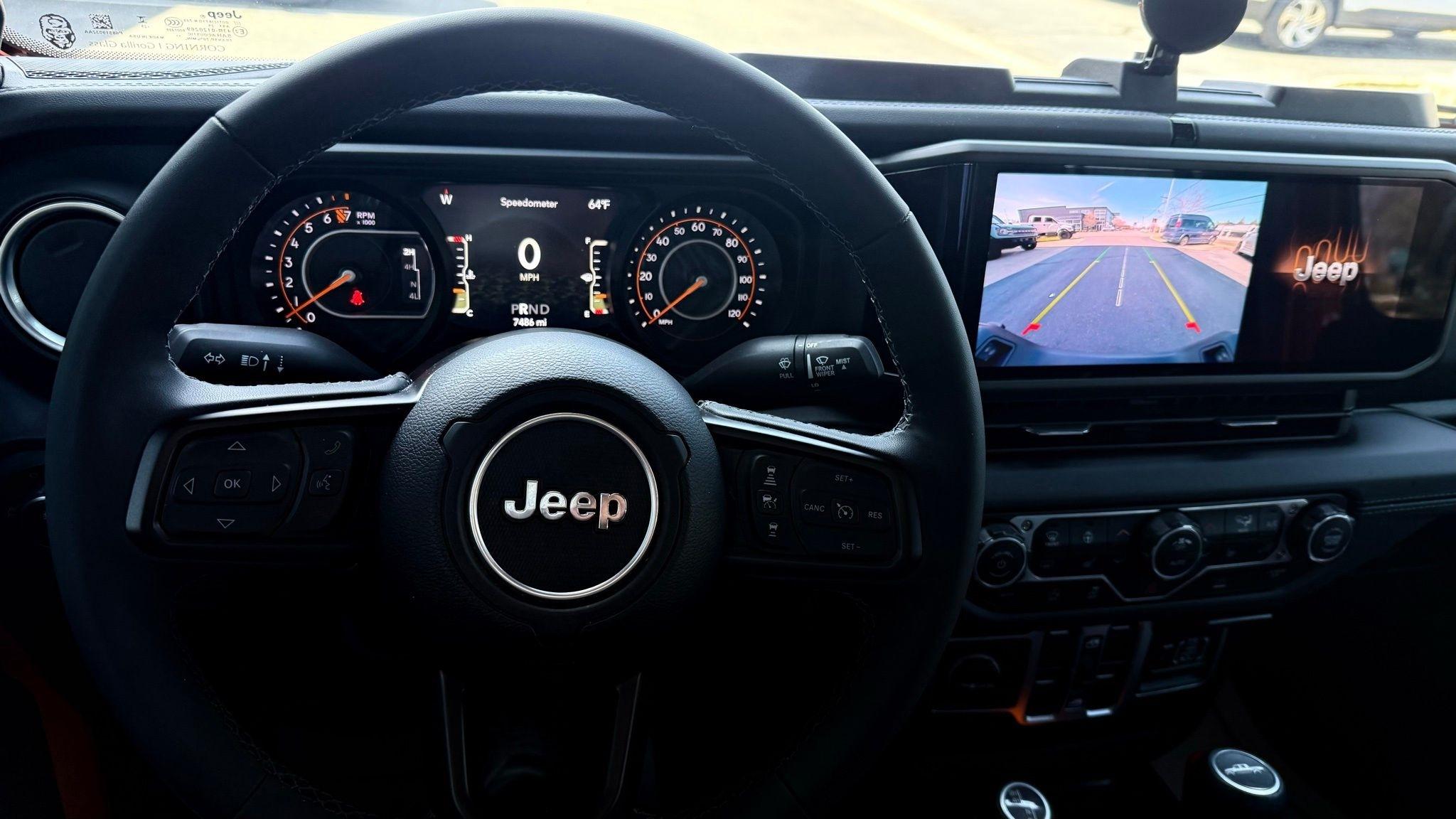 Jeep Gladiator  2025