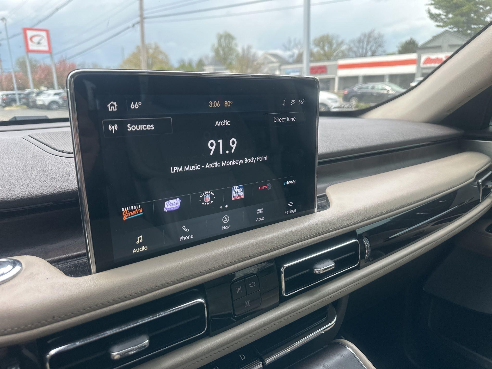 Lincoln Aviator  2020