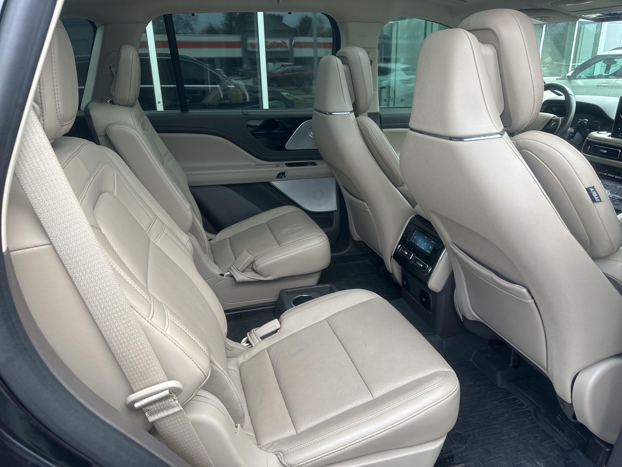 Lincoln Aviator  2020