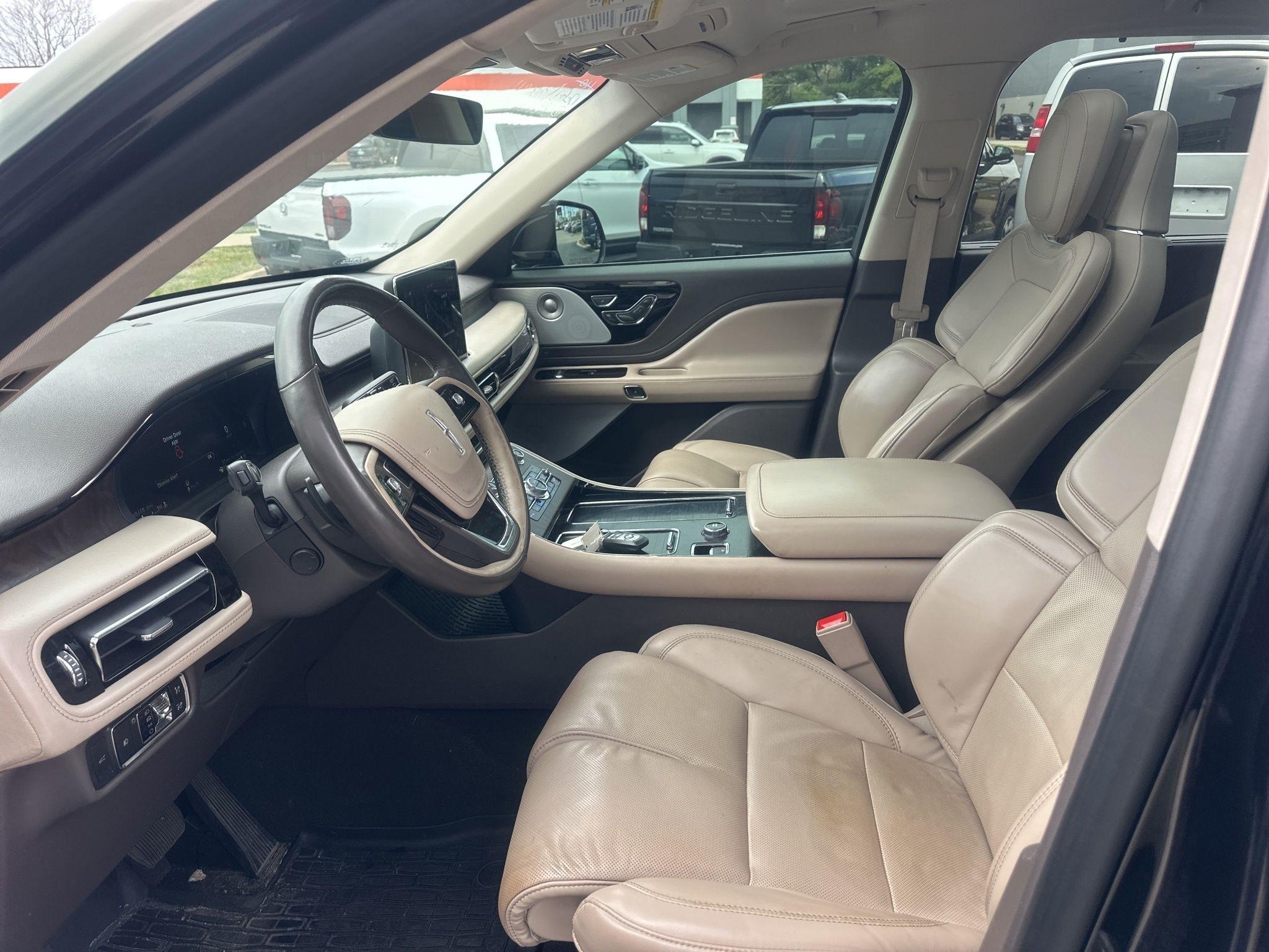 Lincoln Aviator  2020