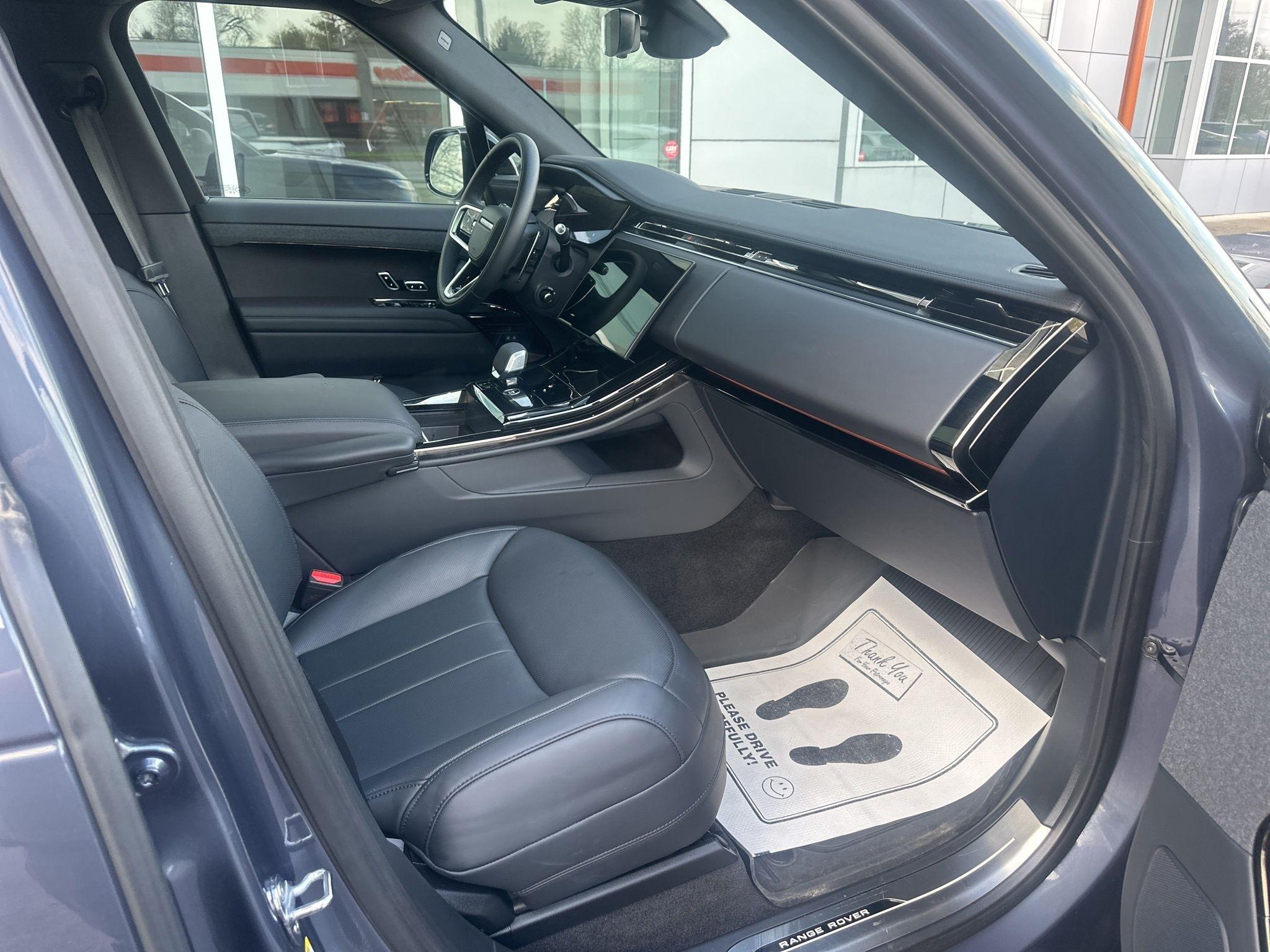 Land Rover Range Rover Sport  2025