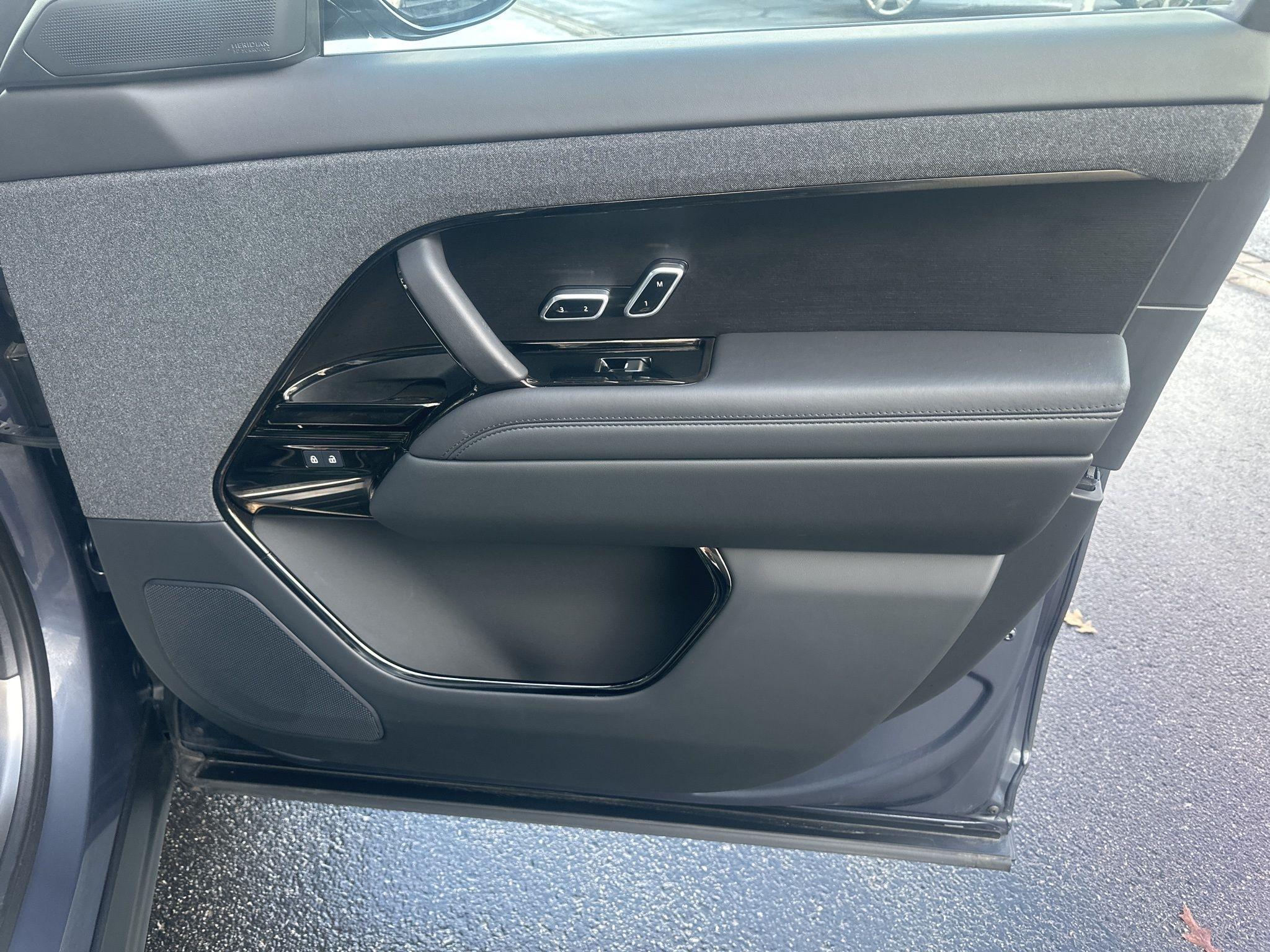 Land Rover Range Rover Sport  2025